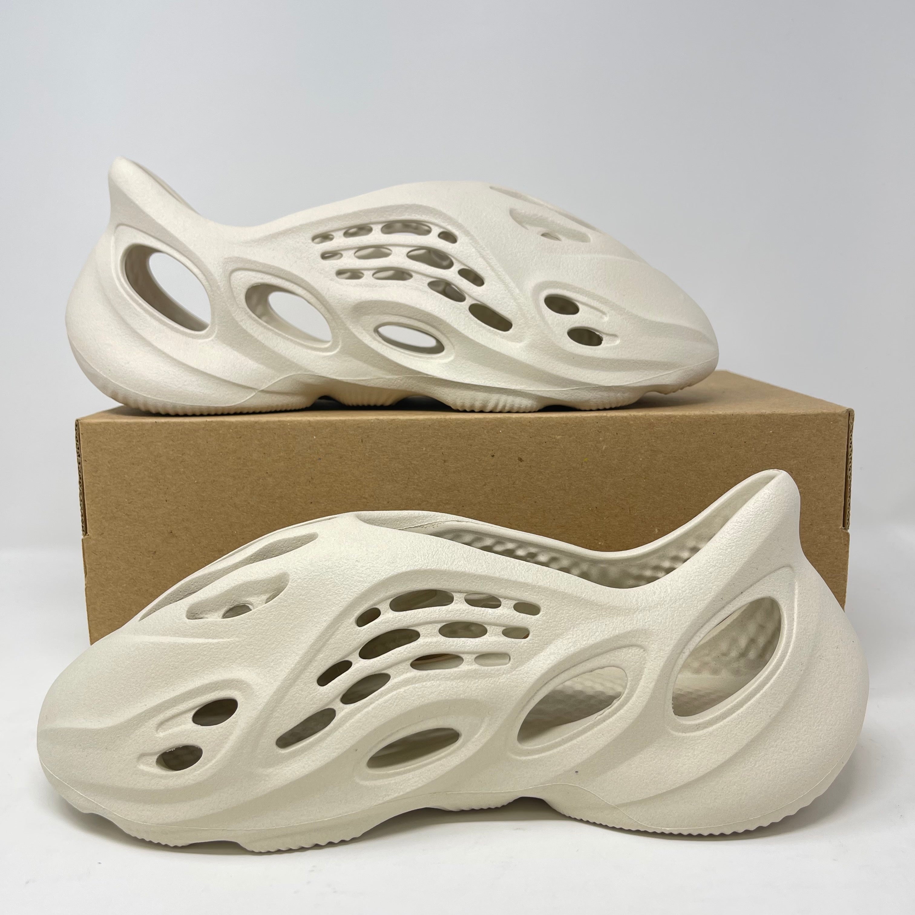 Yeezy Foam RNNR Ararat (2020/2022)