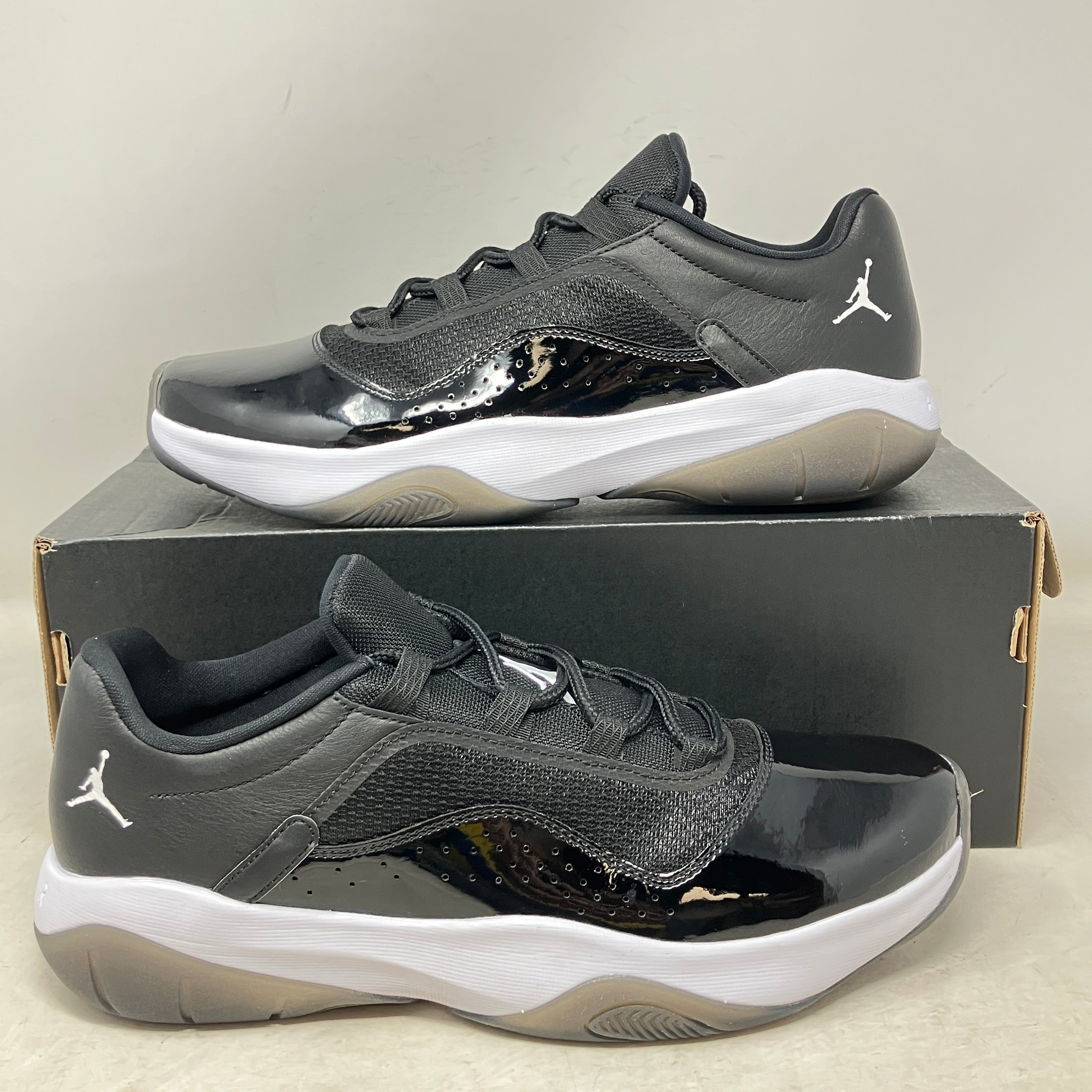 Jordan 11 CMFT Low Black White
