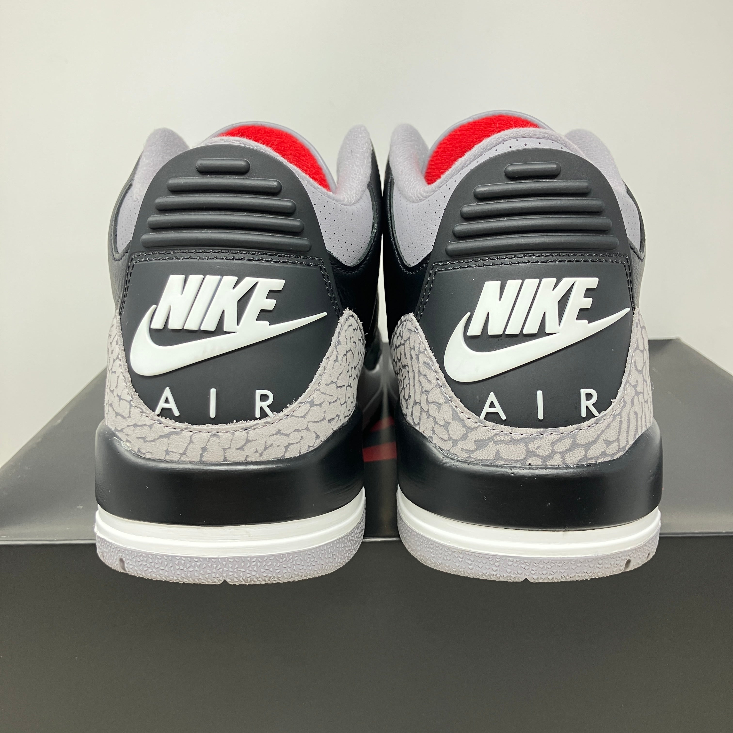 Jordan 3 Retro OG Black Cement (2024)