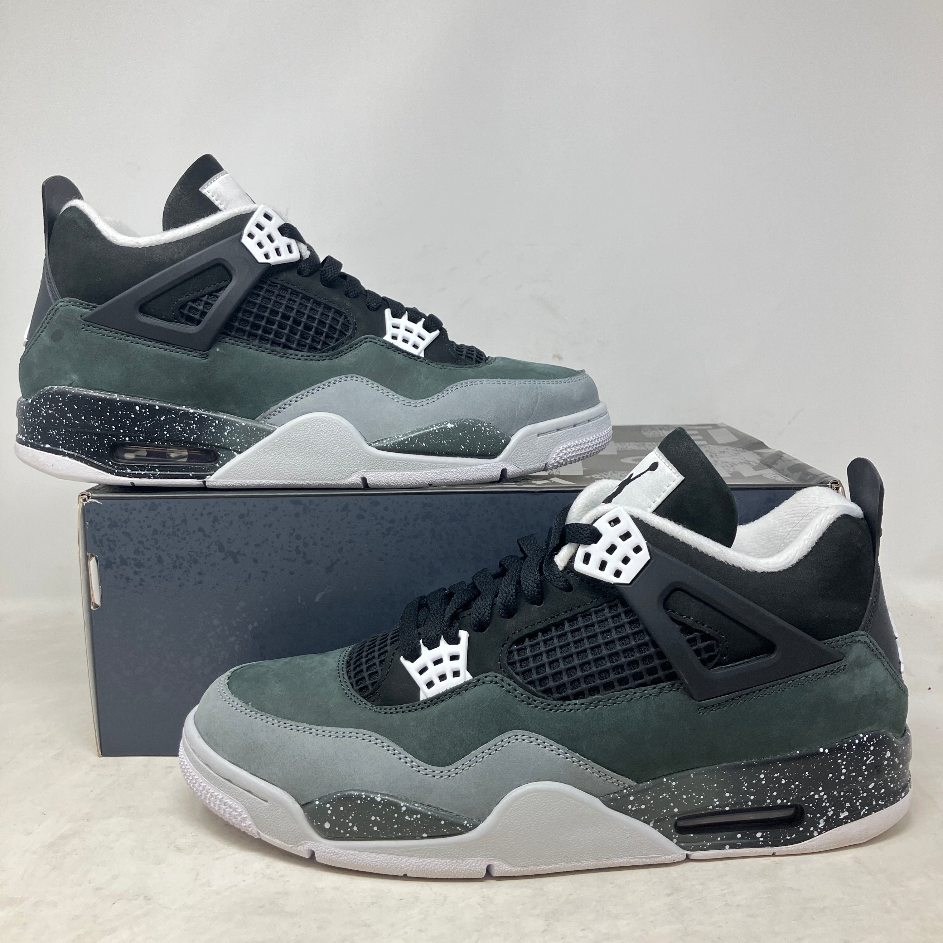 Jordan 4 Retro Fear (2024)