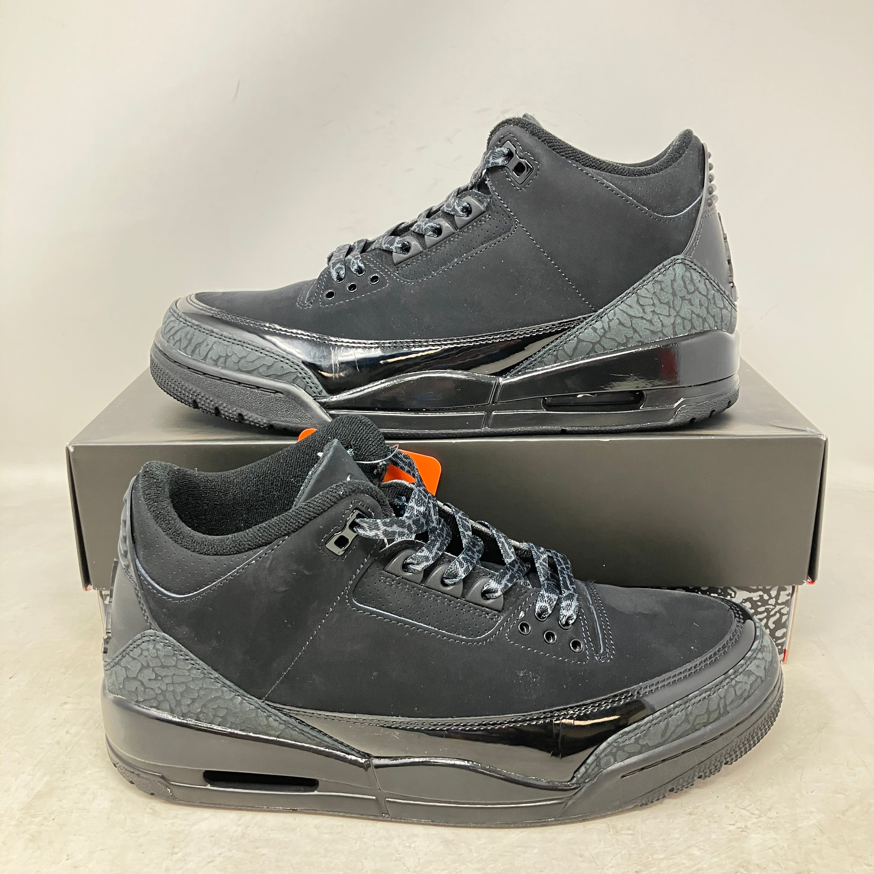 Jordan 3 Retro Black Cat (2025)