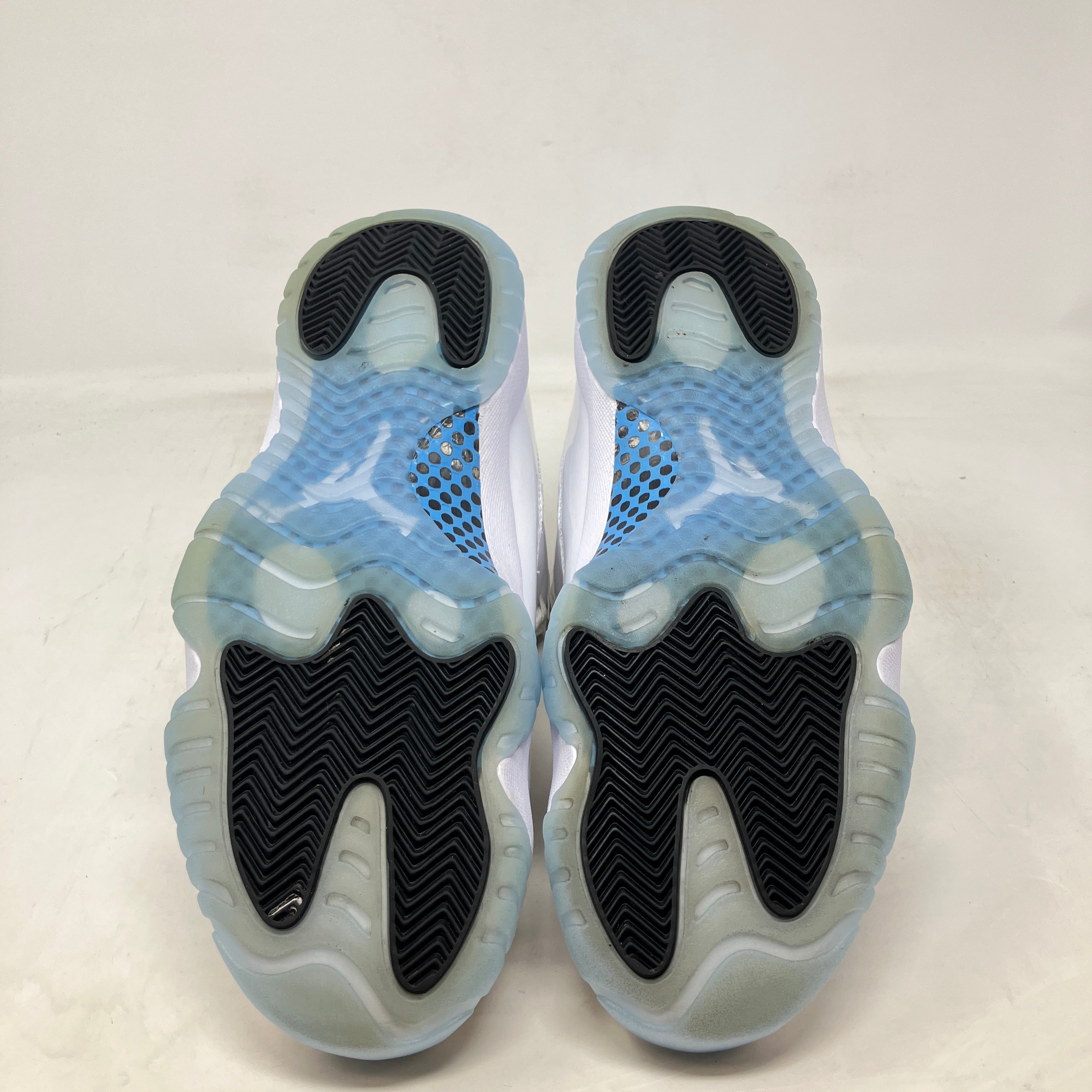 Jordan 11 Retro Legend Blue (2024)