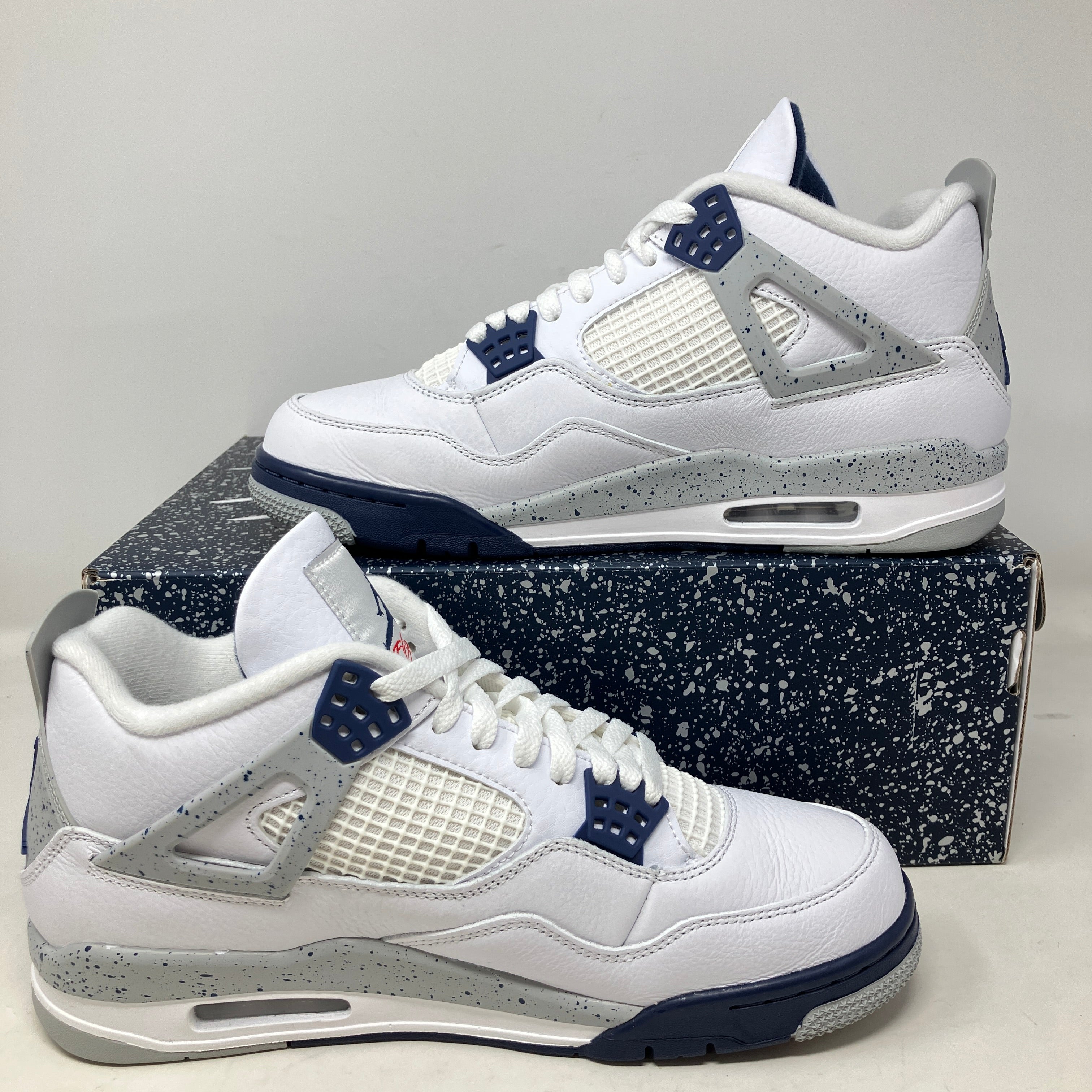 Jordan 4 Retro Midnight Navy
