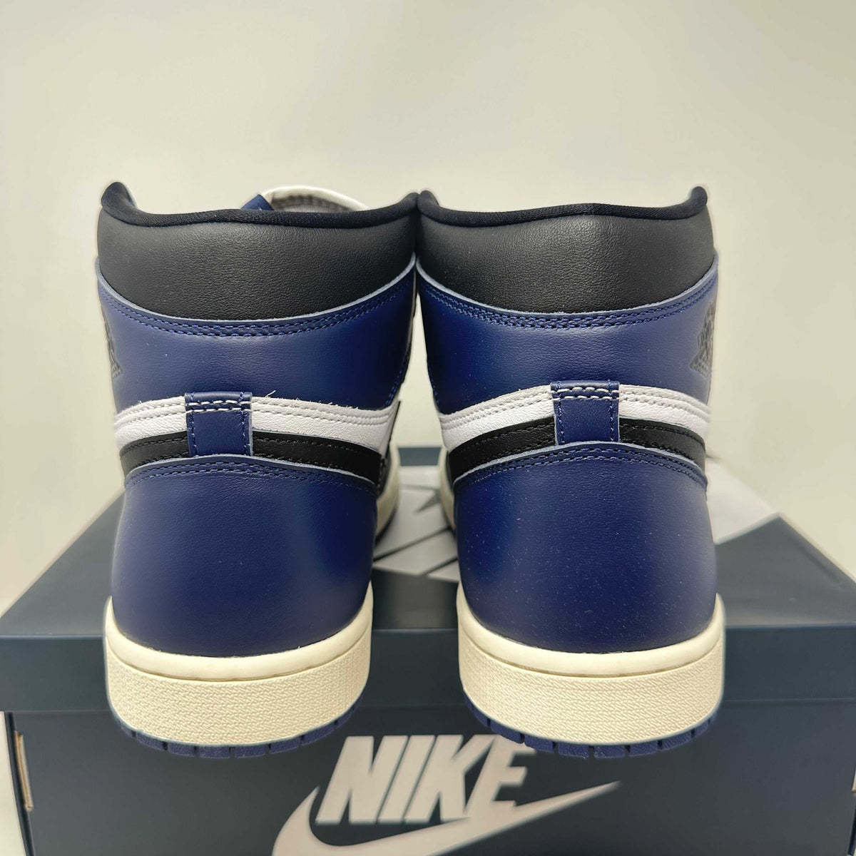 Jordan 1 Retro High OG Midnight Navy