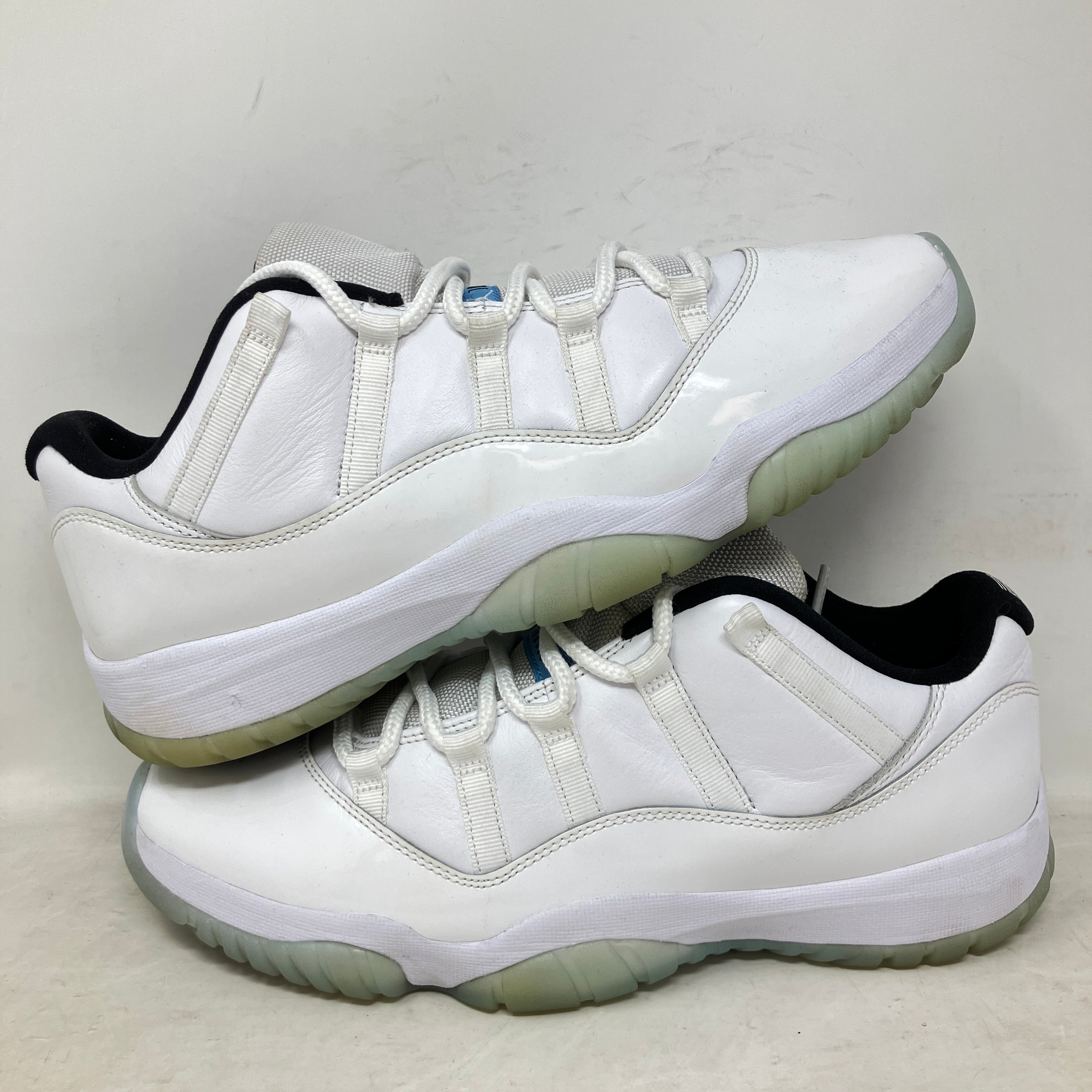 Jordan 11 Retro Low Legend Blue
