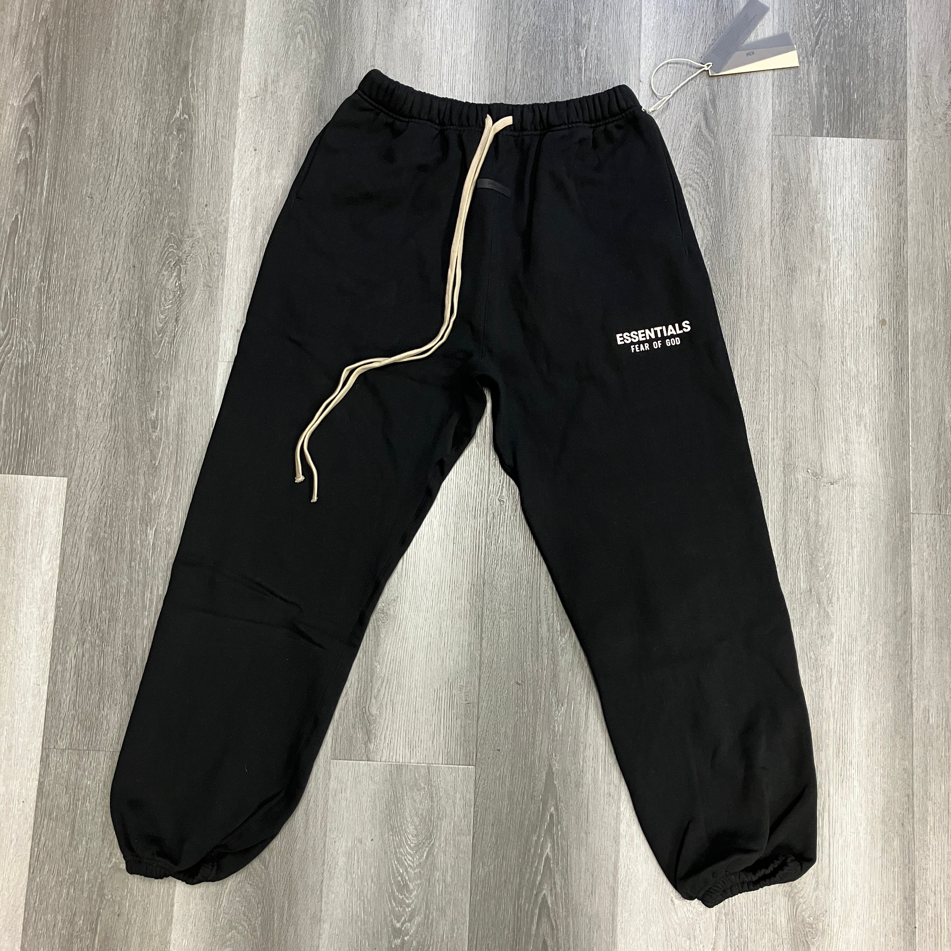Fear of God Essentials Fleece Essential Sweatpant (FW24) Black/White