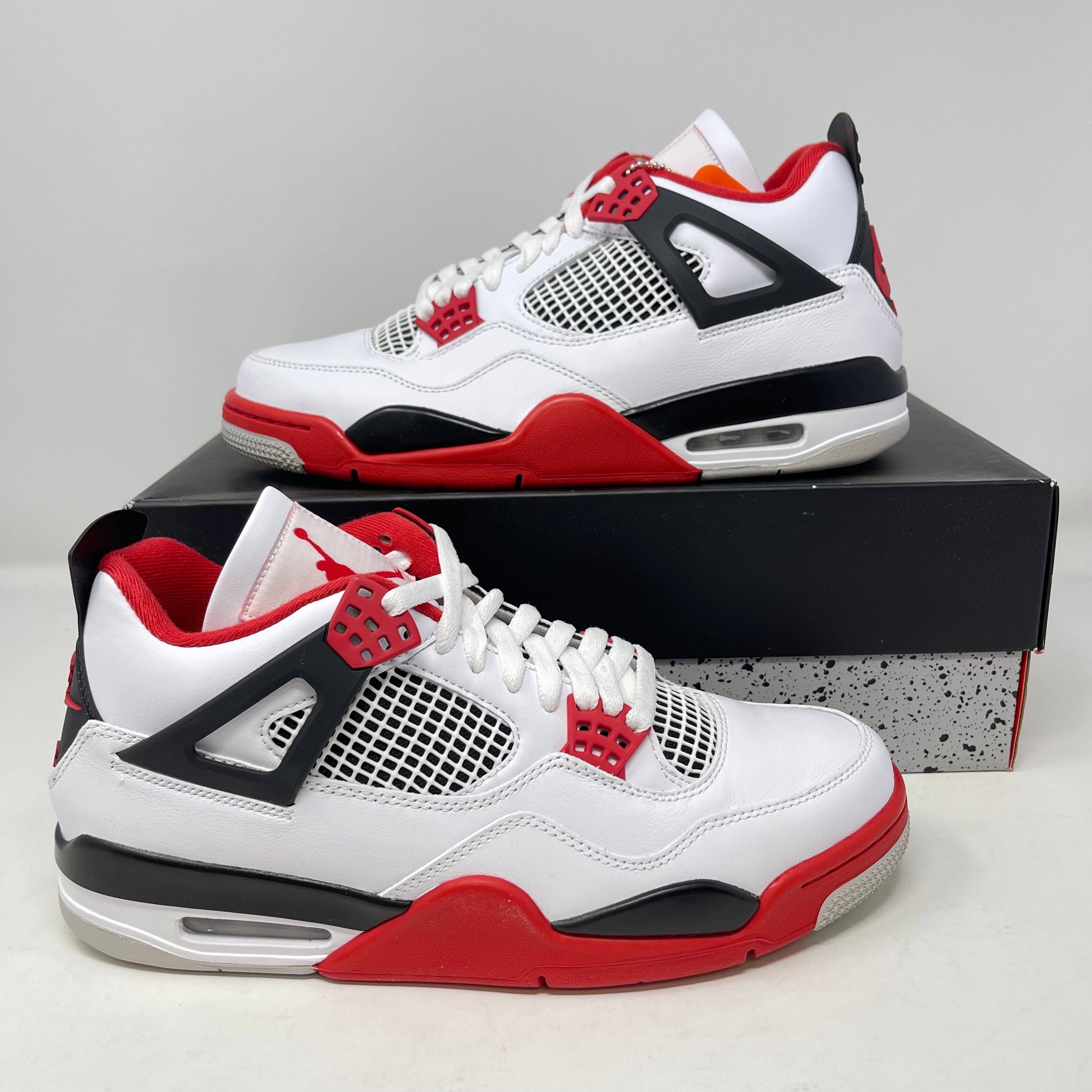 Jordan 4 Retro Fire Red (2020)