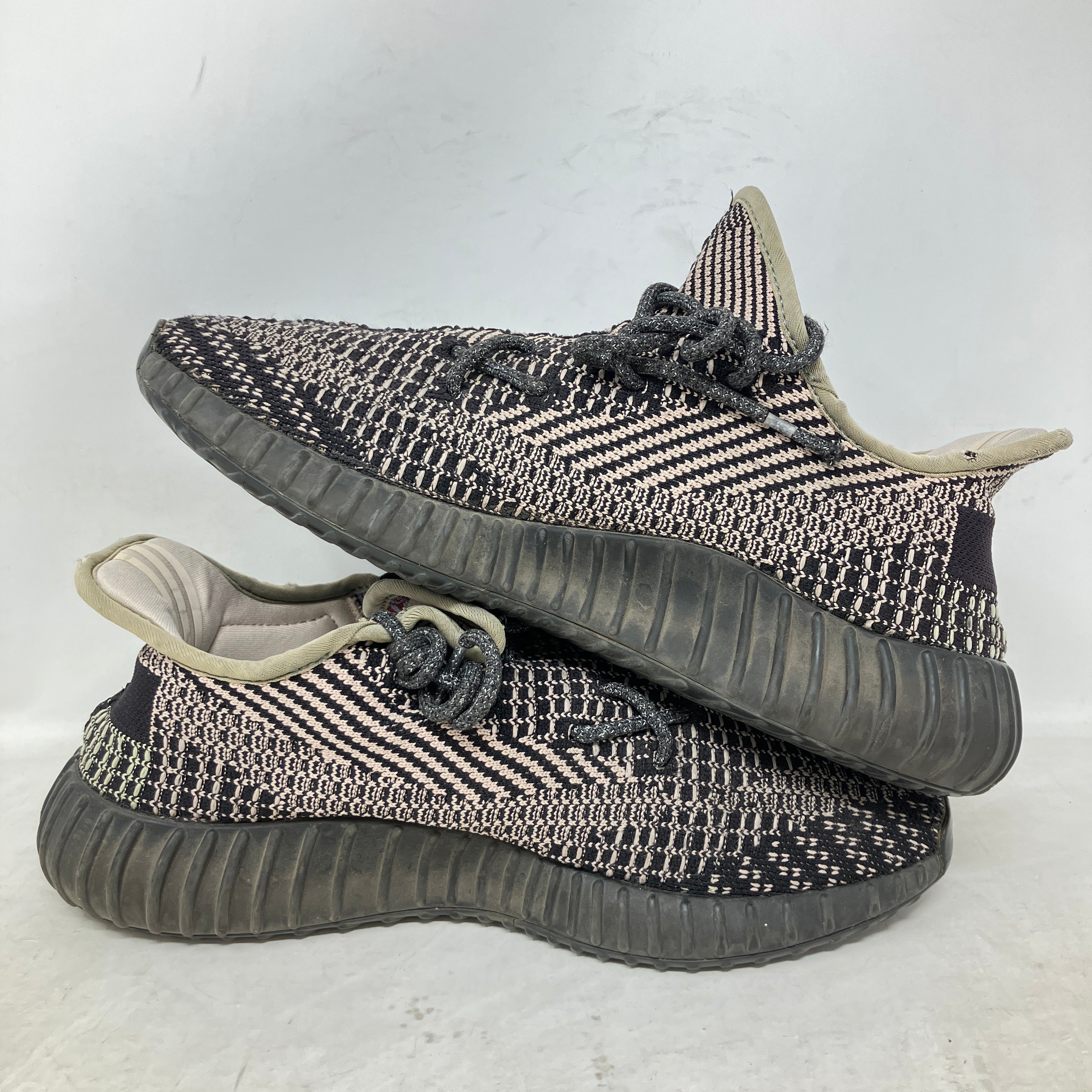 adidas Yeezy Boost 350 V2 Yecheil (Non-Reflective)