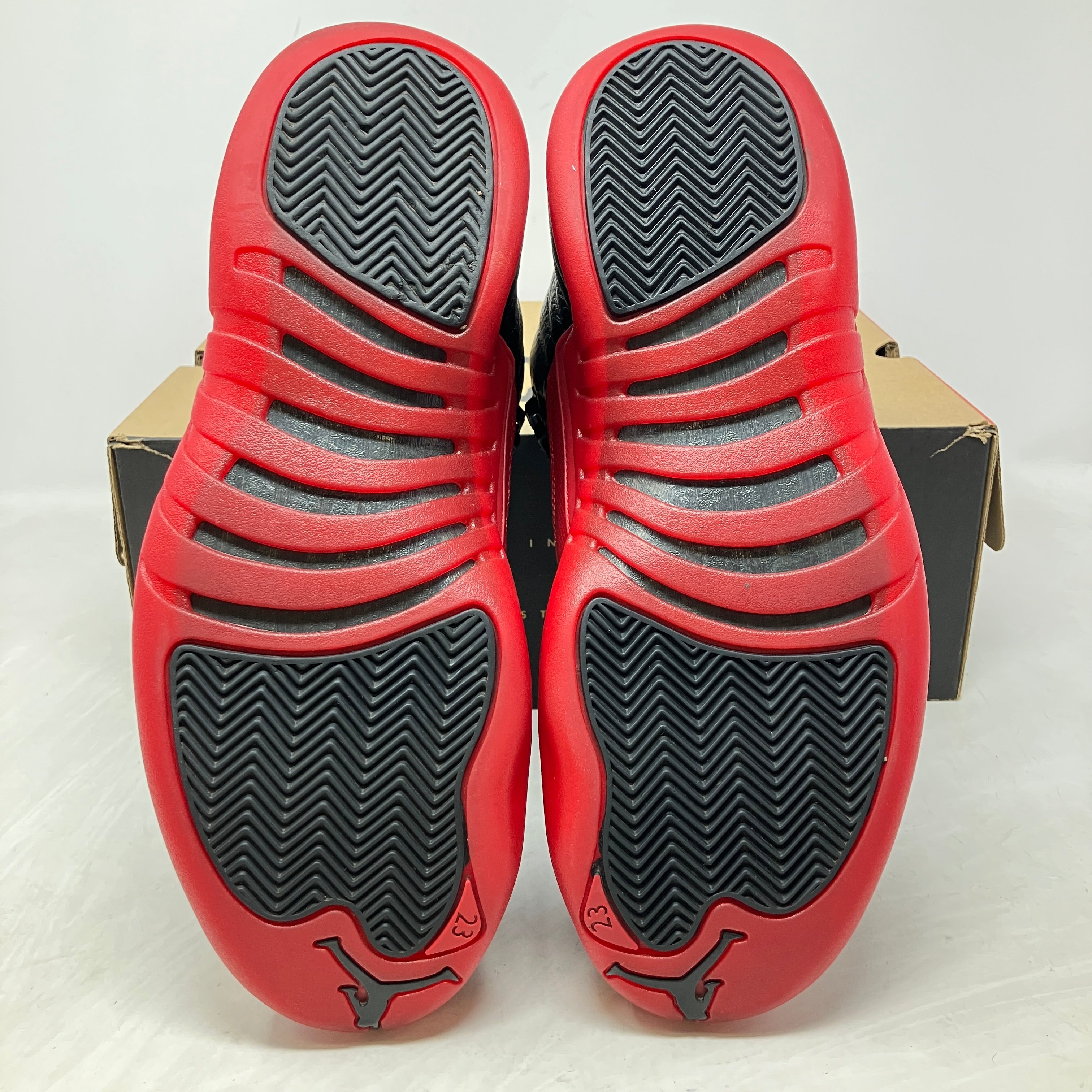 Jordan 12 Retro Flu Game (2016)