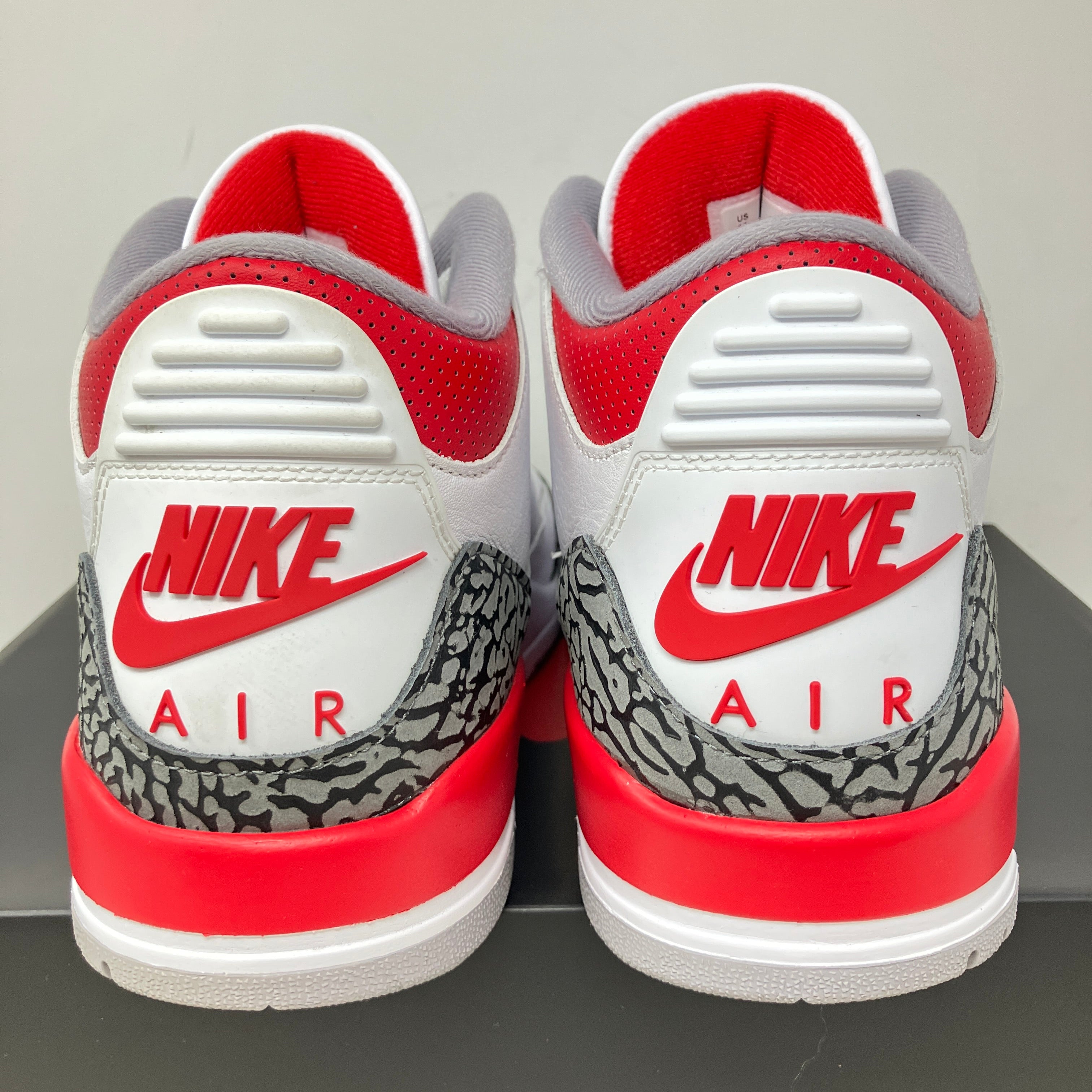 Jordan 3 Retro Fire Red (2022)