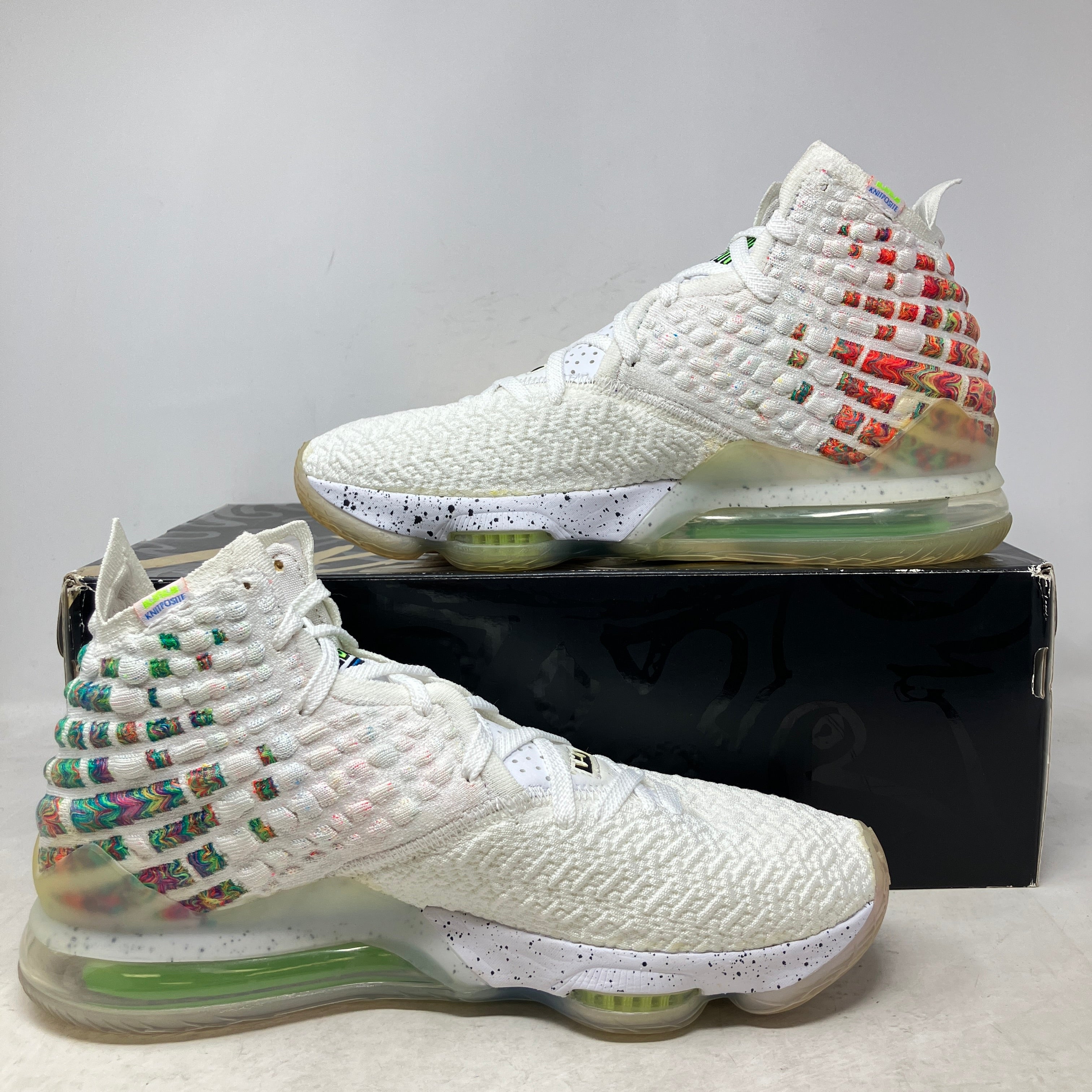 Nike LeBron 17 Air Command Force