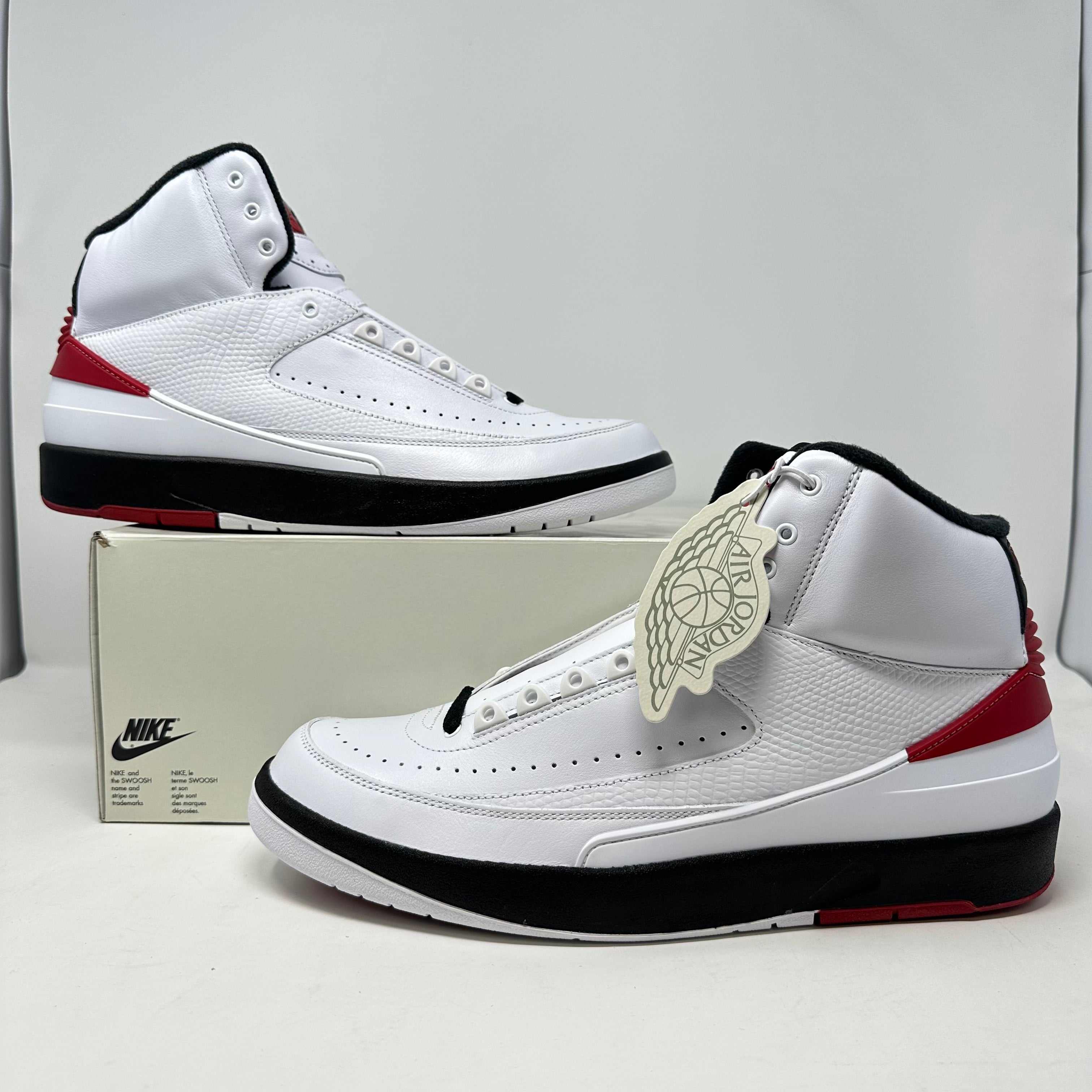 Jordan 2 Retro OG Chicago (2022)