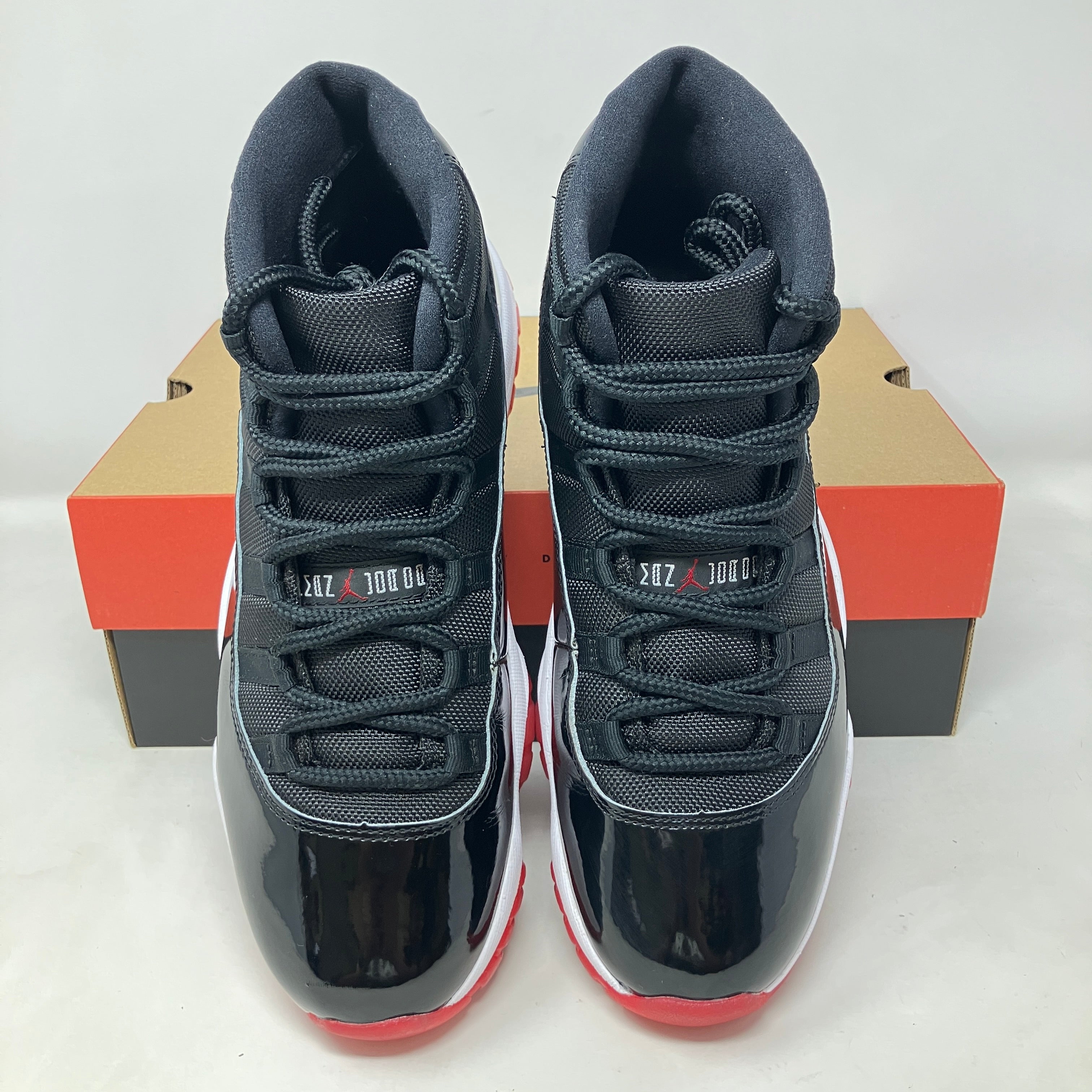 Jordan 11 Retro Playoffs Bred (2019)