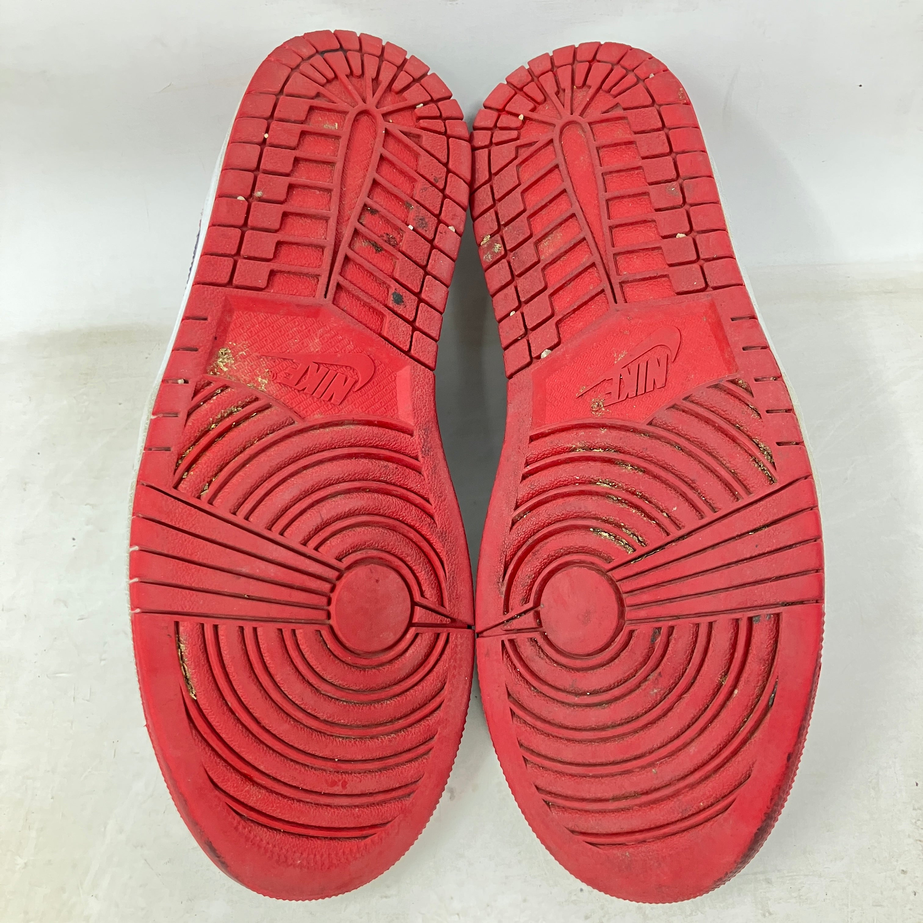 Jordan 1 Low Bred Toe