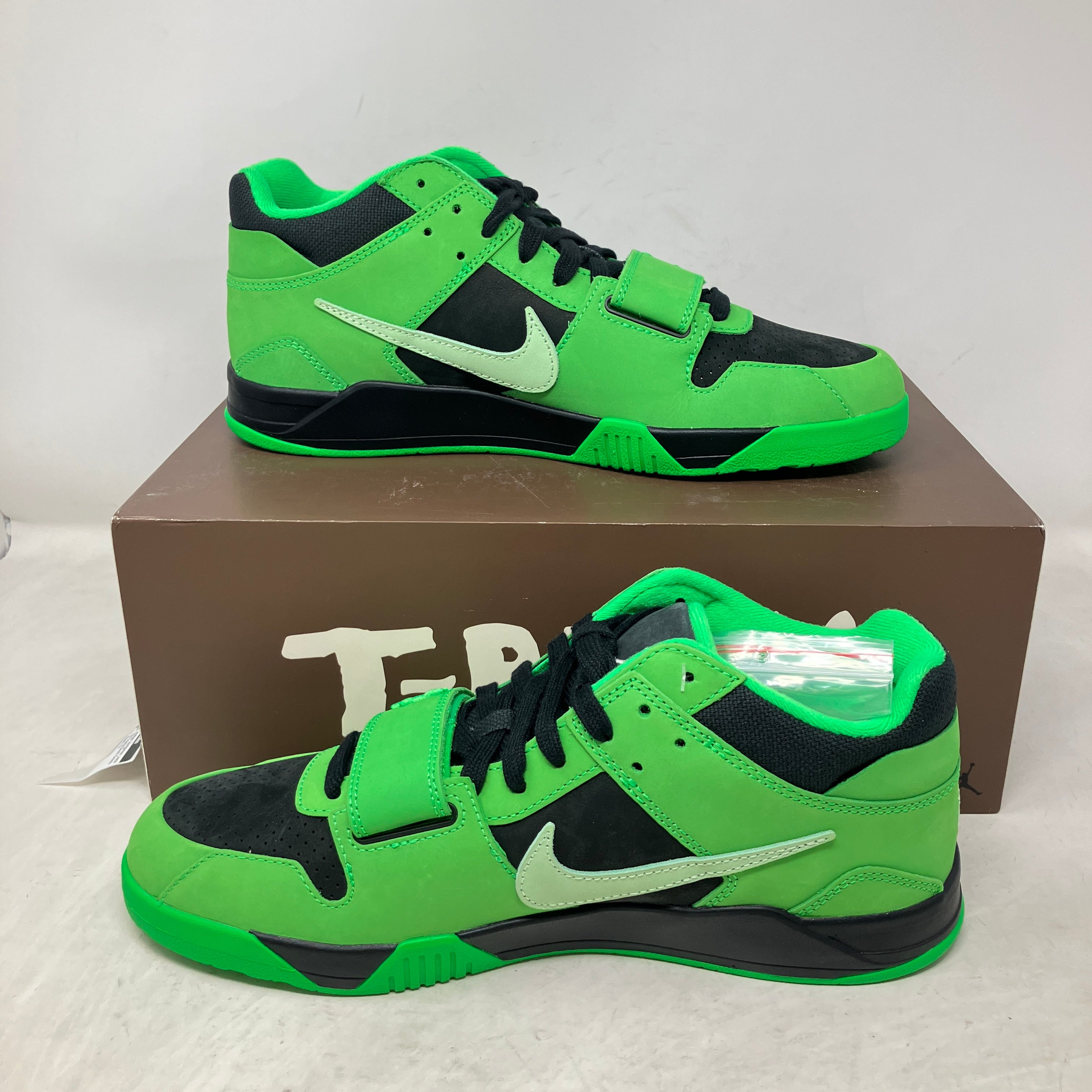 Jordan CJ1 T-Rexx Travis Scott Green Spark