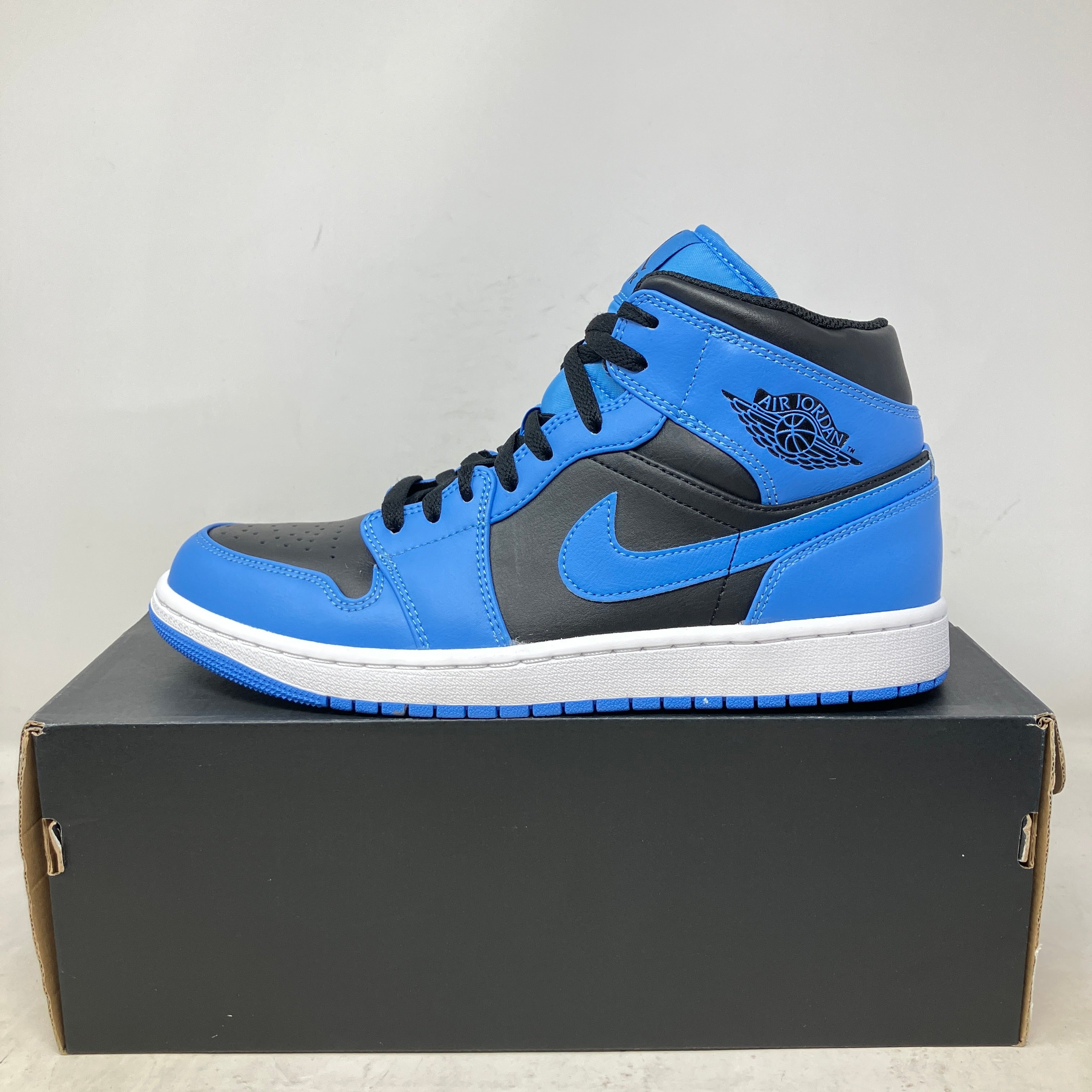 Jordan 1 Mid University Blue Black