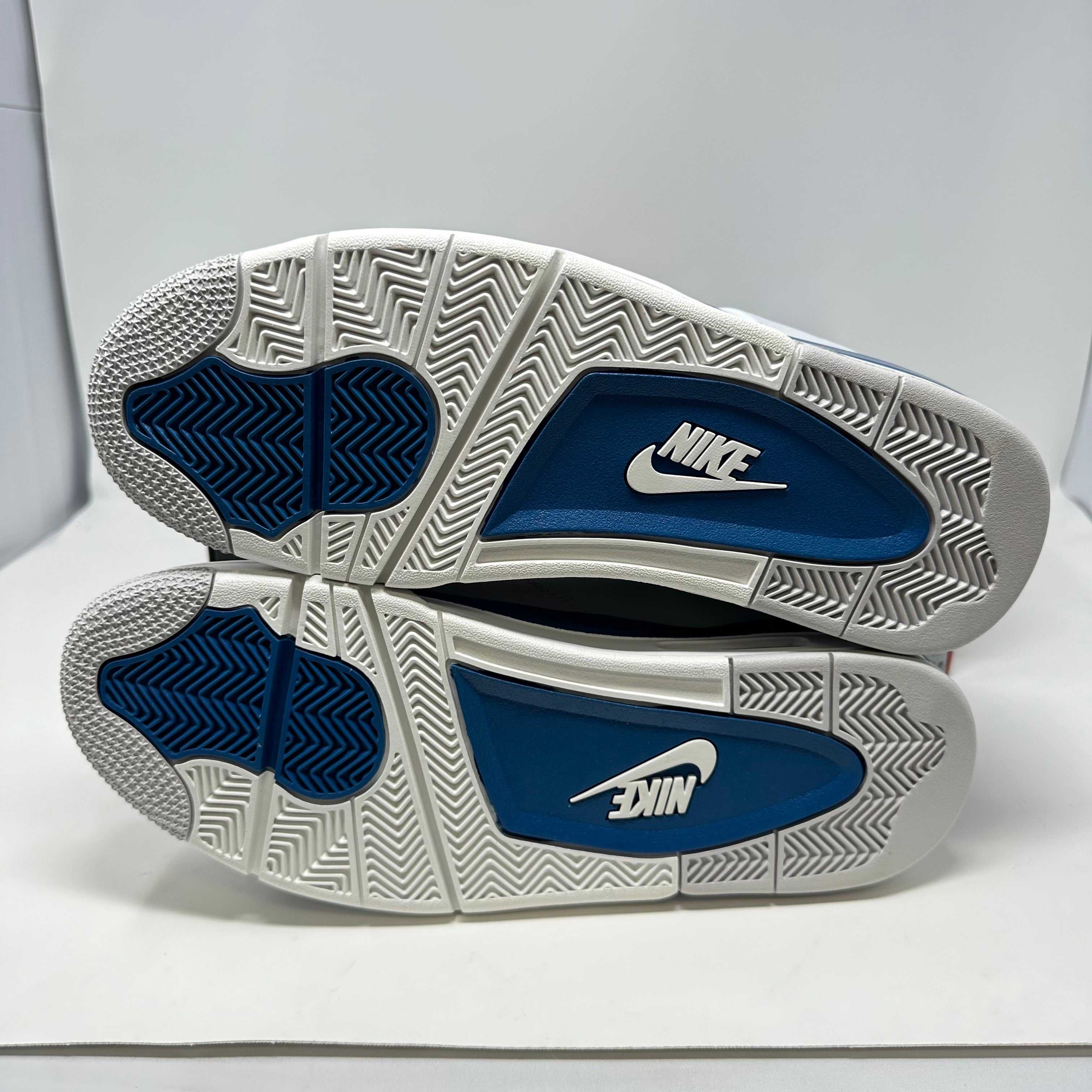 Jordan 4 Retro Military Blue (2024)