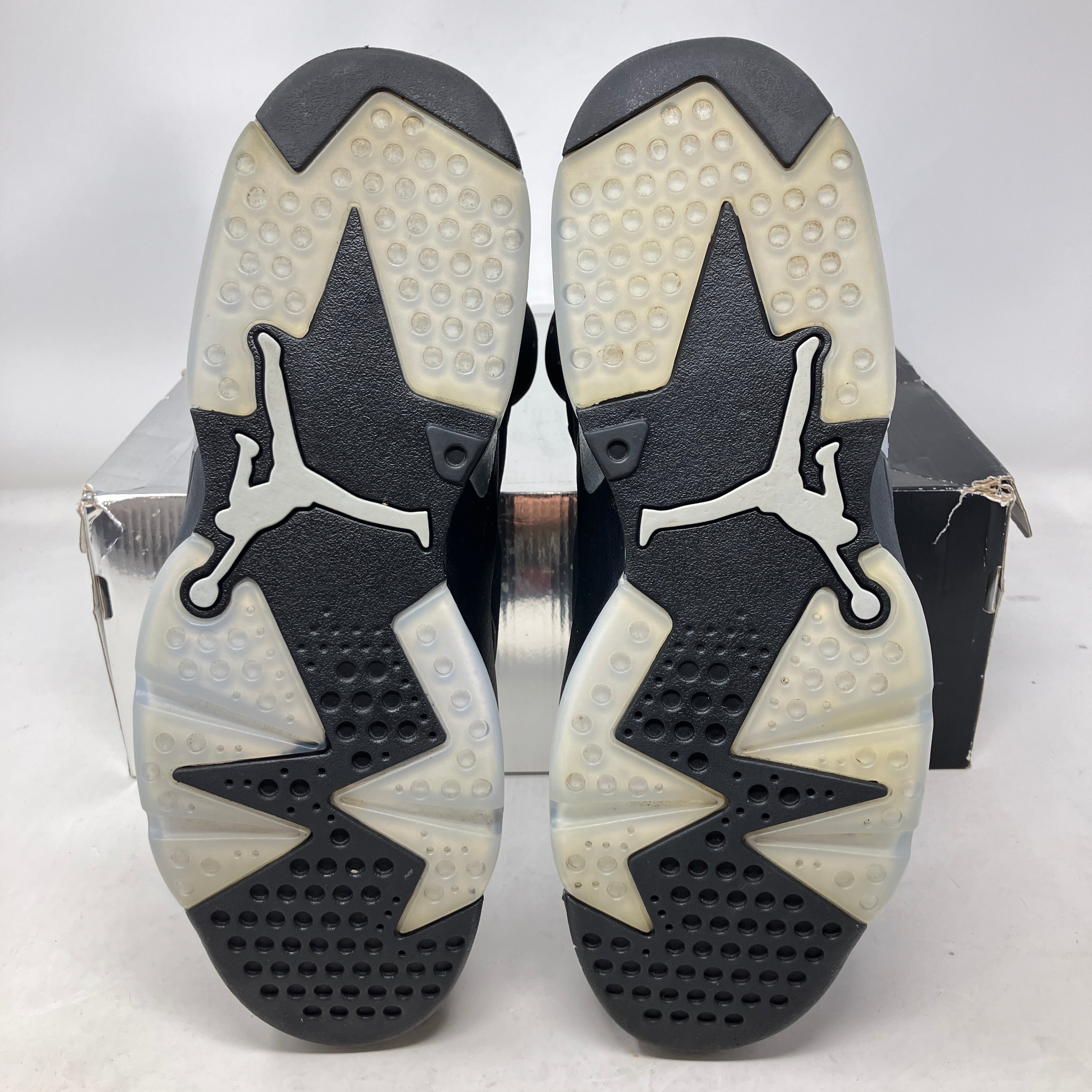 Jordan 6 Retro Chrome