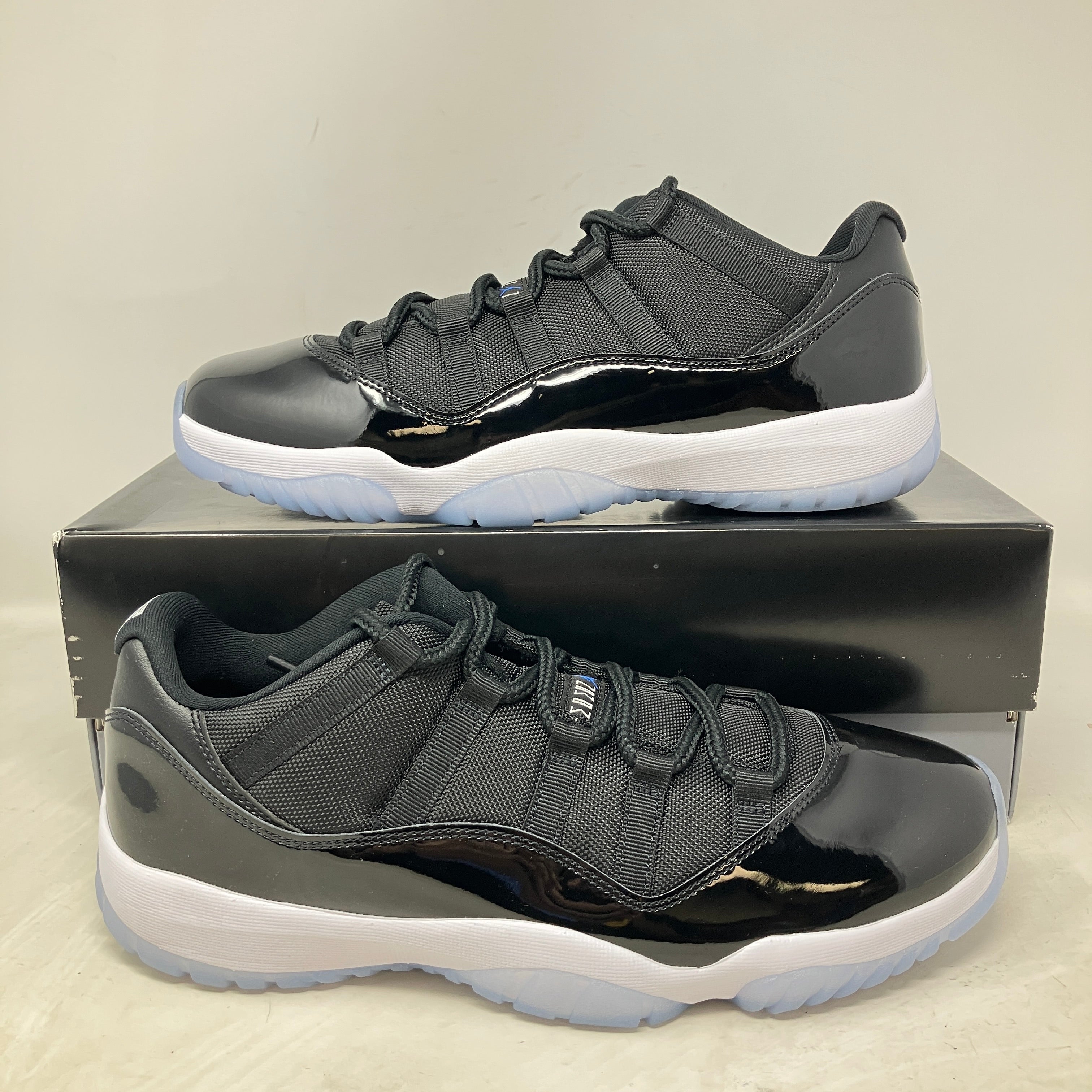 Jordan 11 Retro Low Space Jam