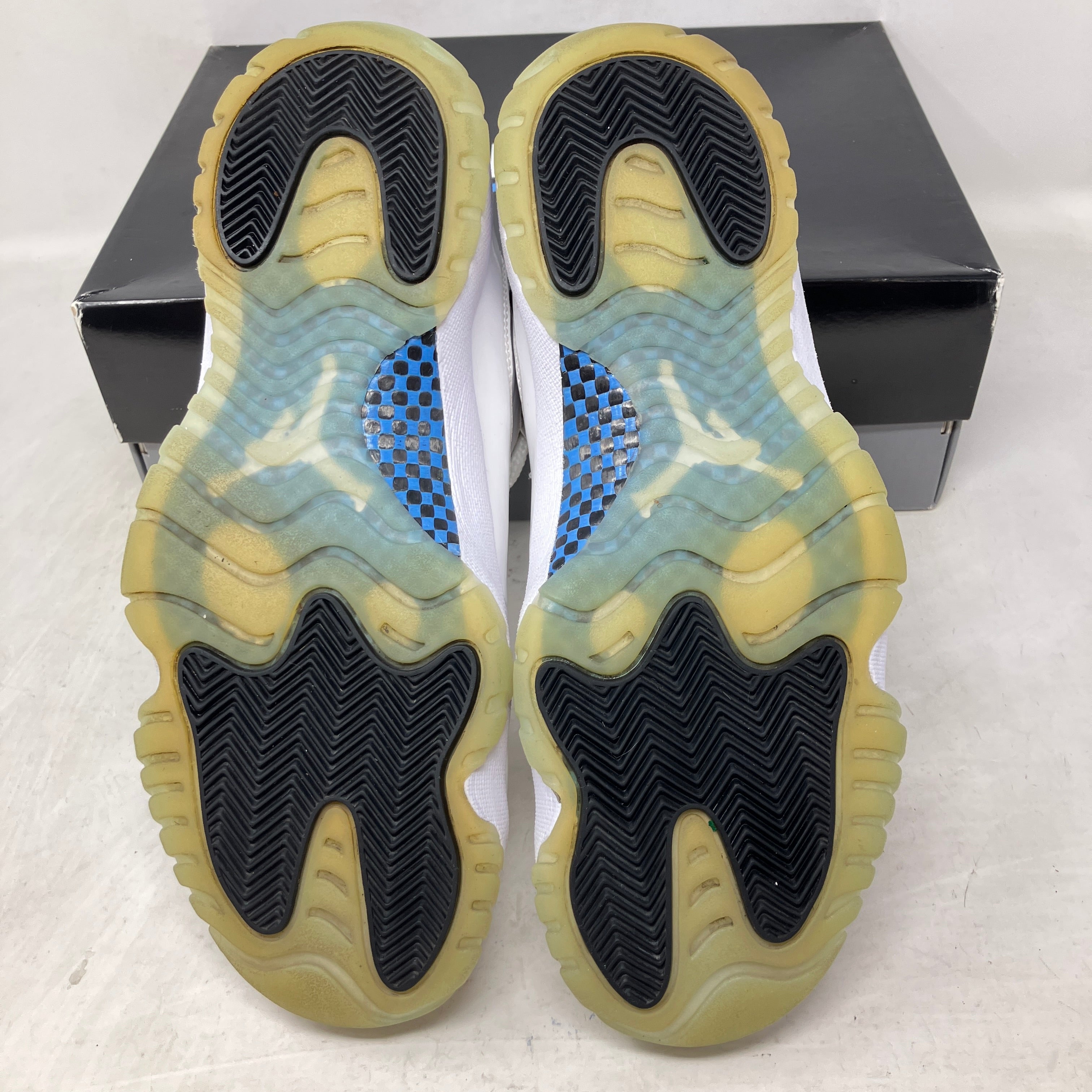 Jordan 11 Retro Low Legend Blue