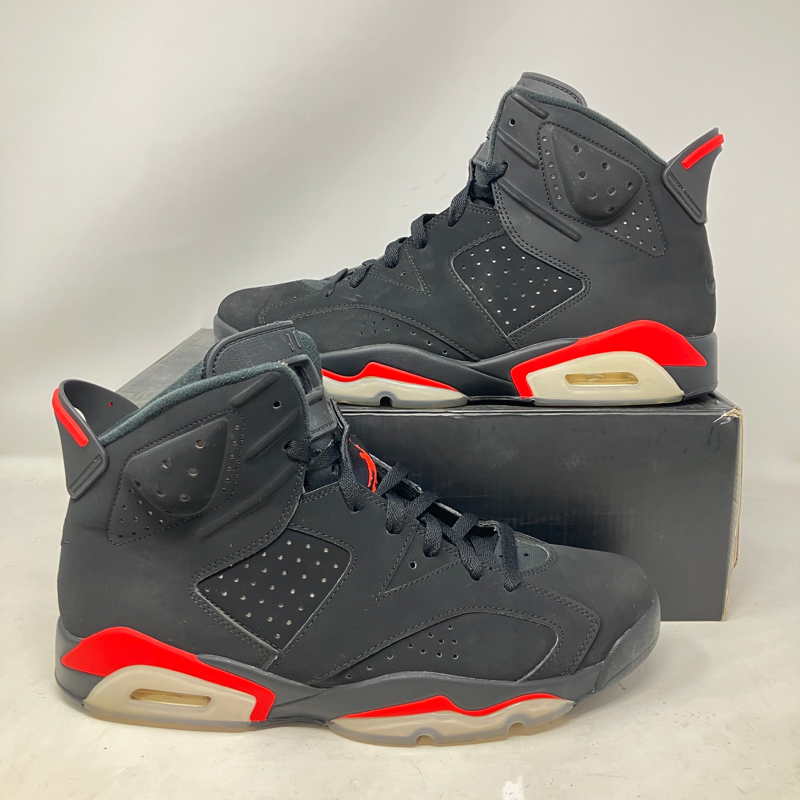Jordan 6 Retro Black Infrared (2019)