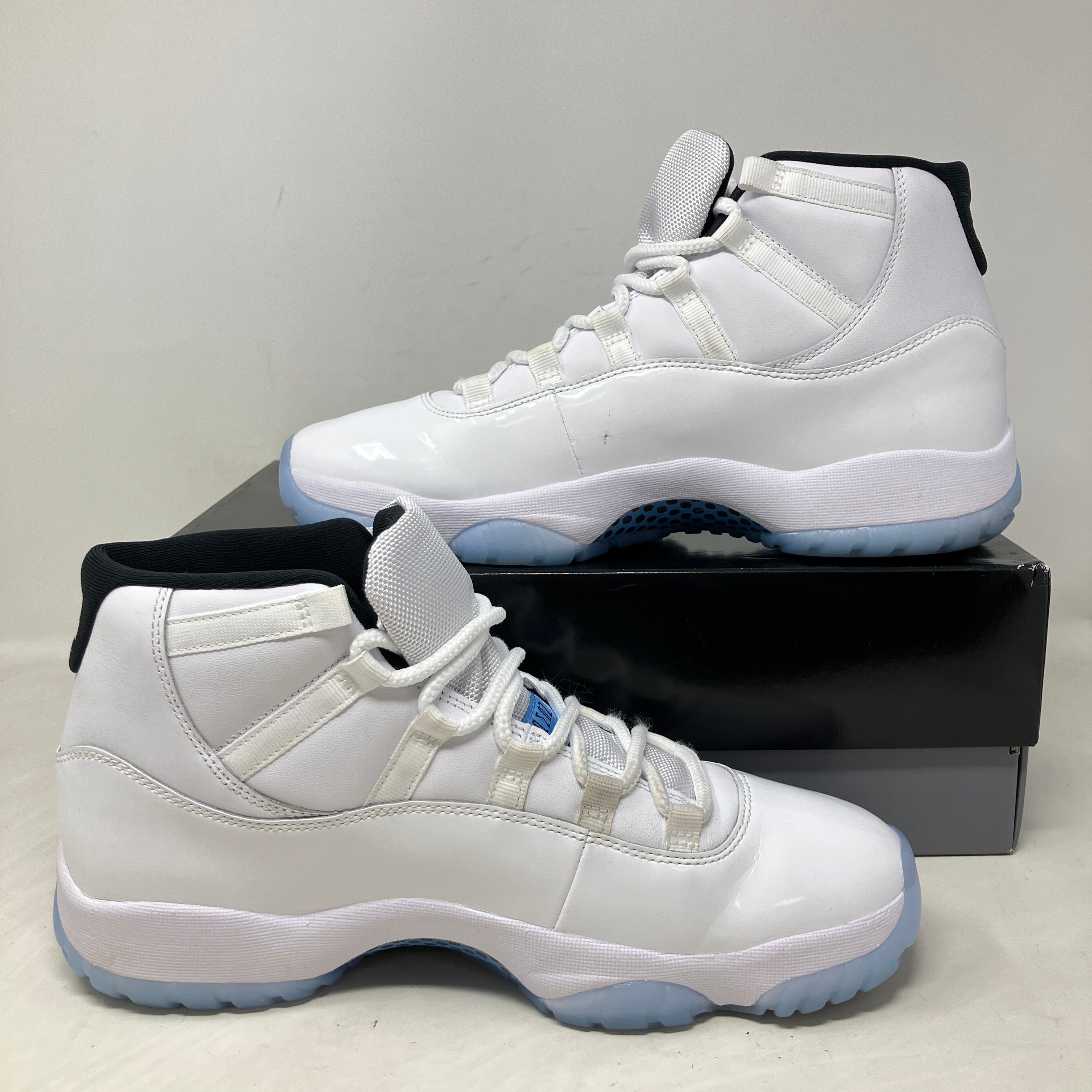 Jordan 11 Retro Legend Blue (2024)