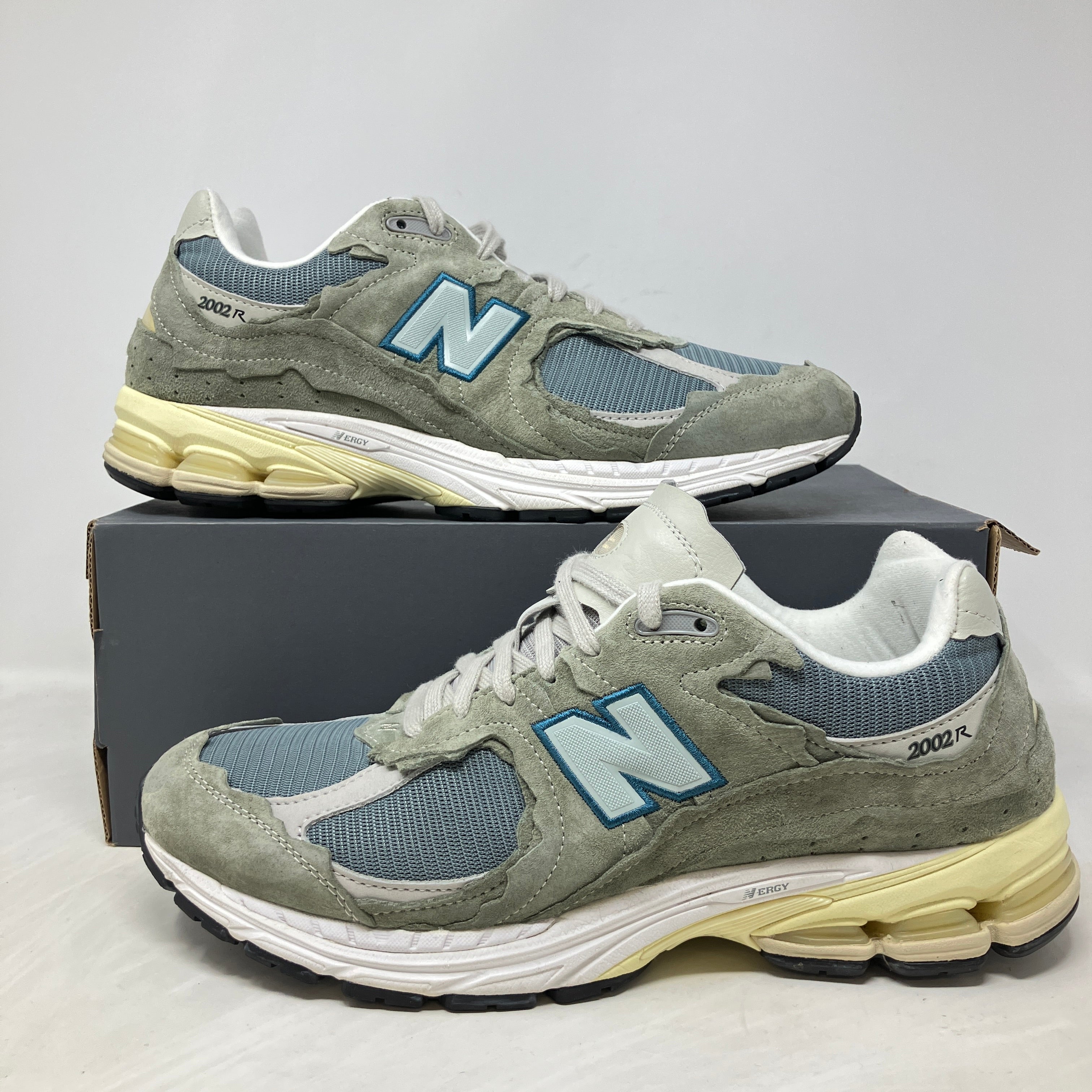 New Balance 2002R Protection Pack Mirage Grey