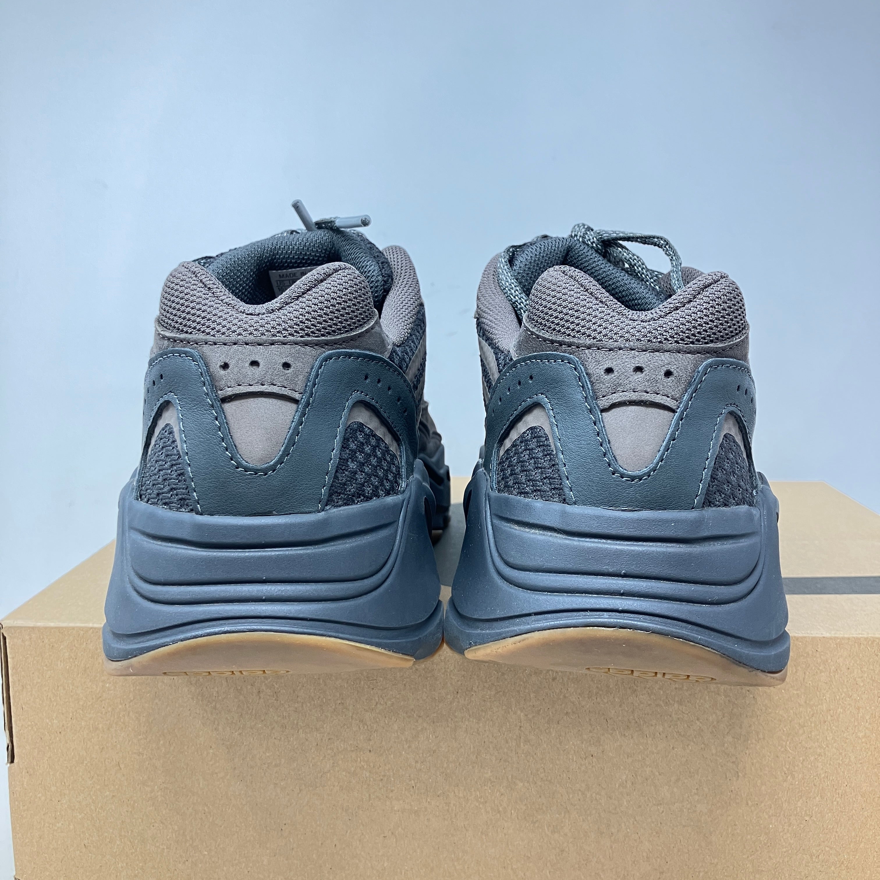 adidas Yeezy Boost 700 V2 Geode