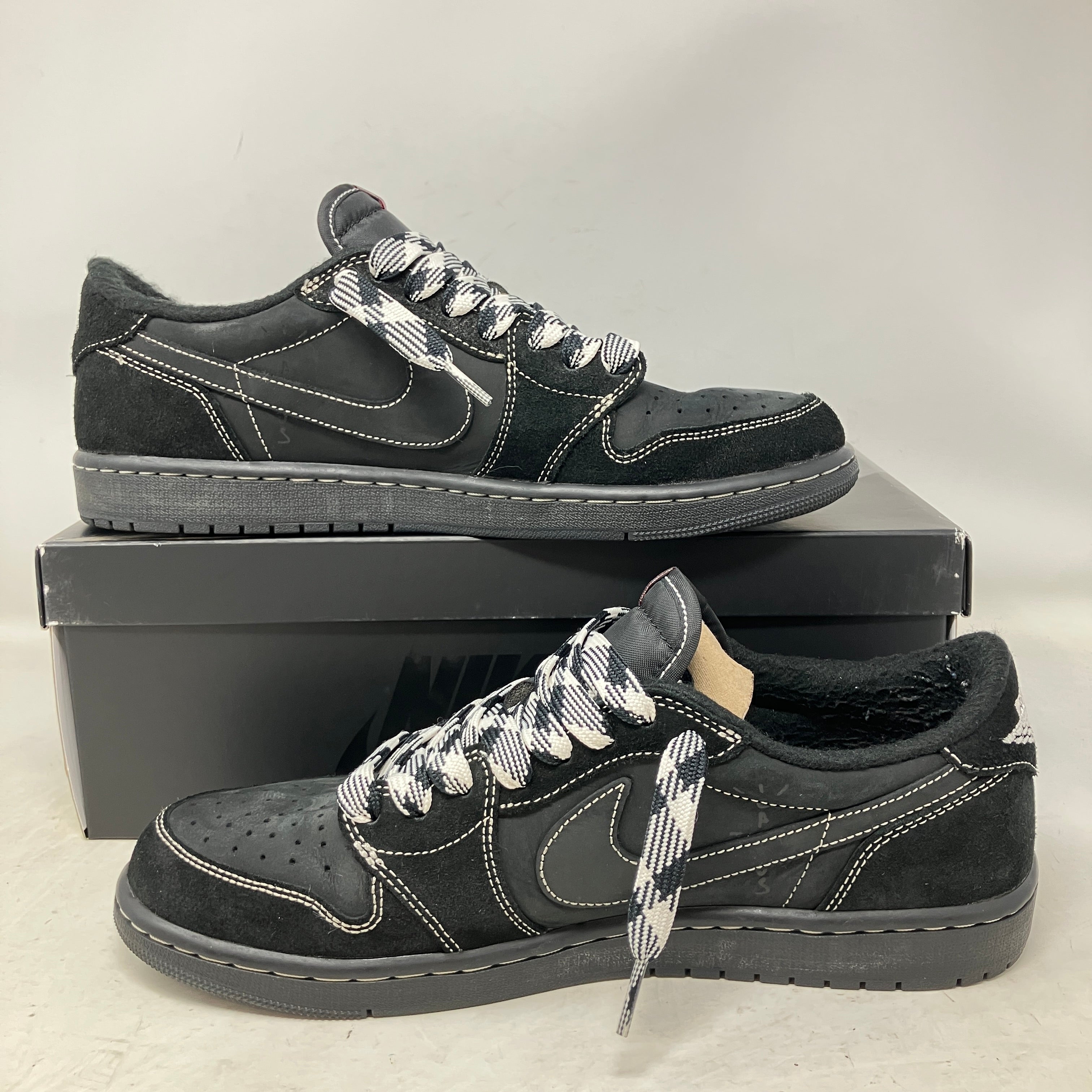 Jordan 1 Retro Low OG SP Travis Scott Black Phantom