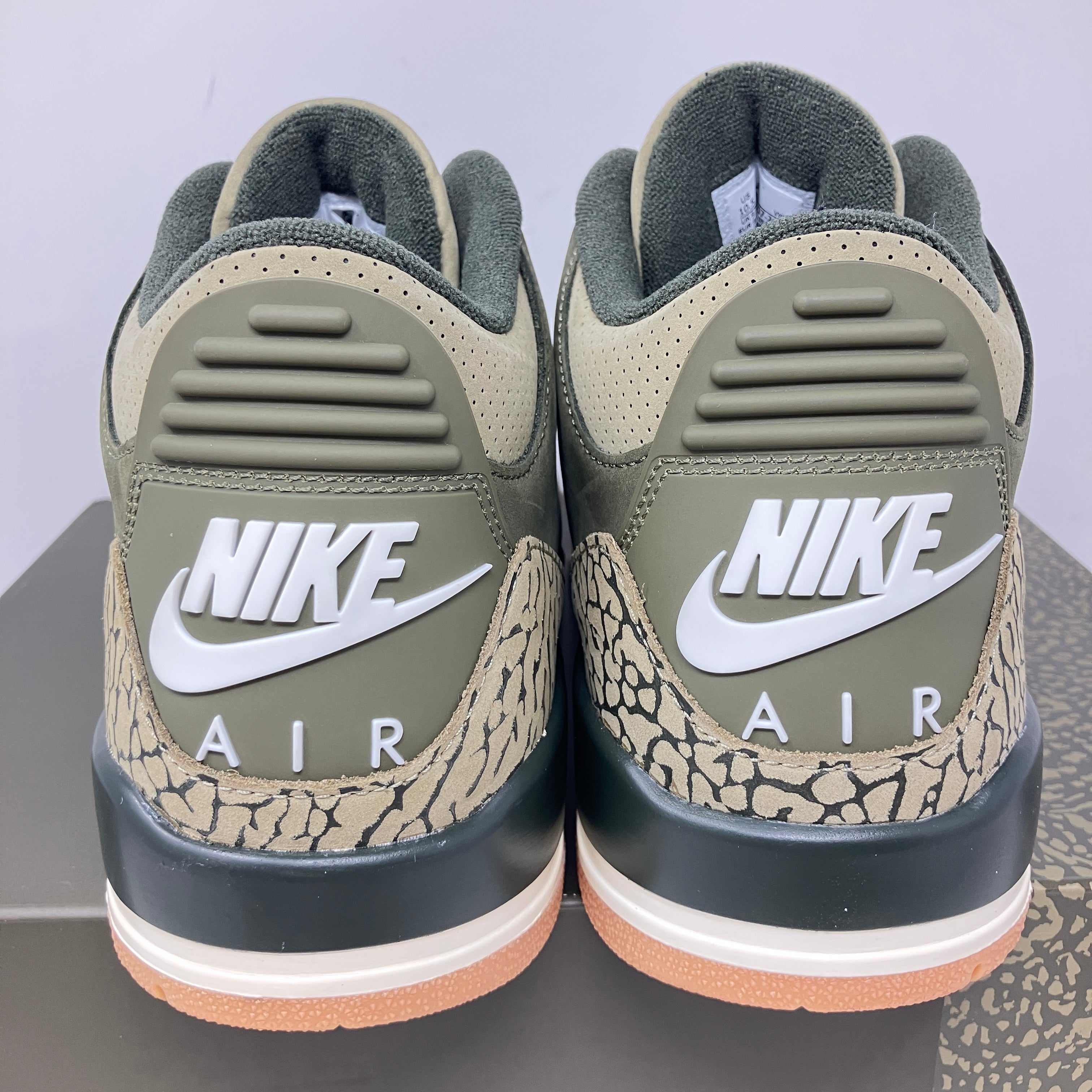 Jordan 3 Retro Family Affair