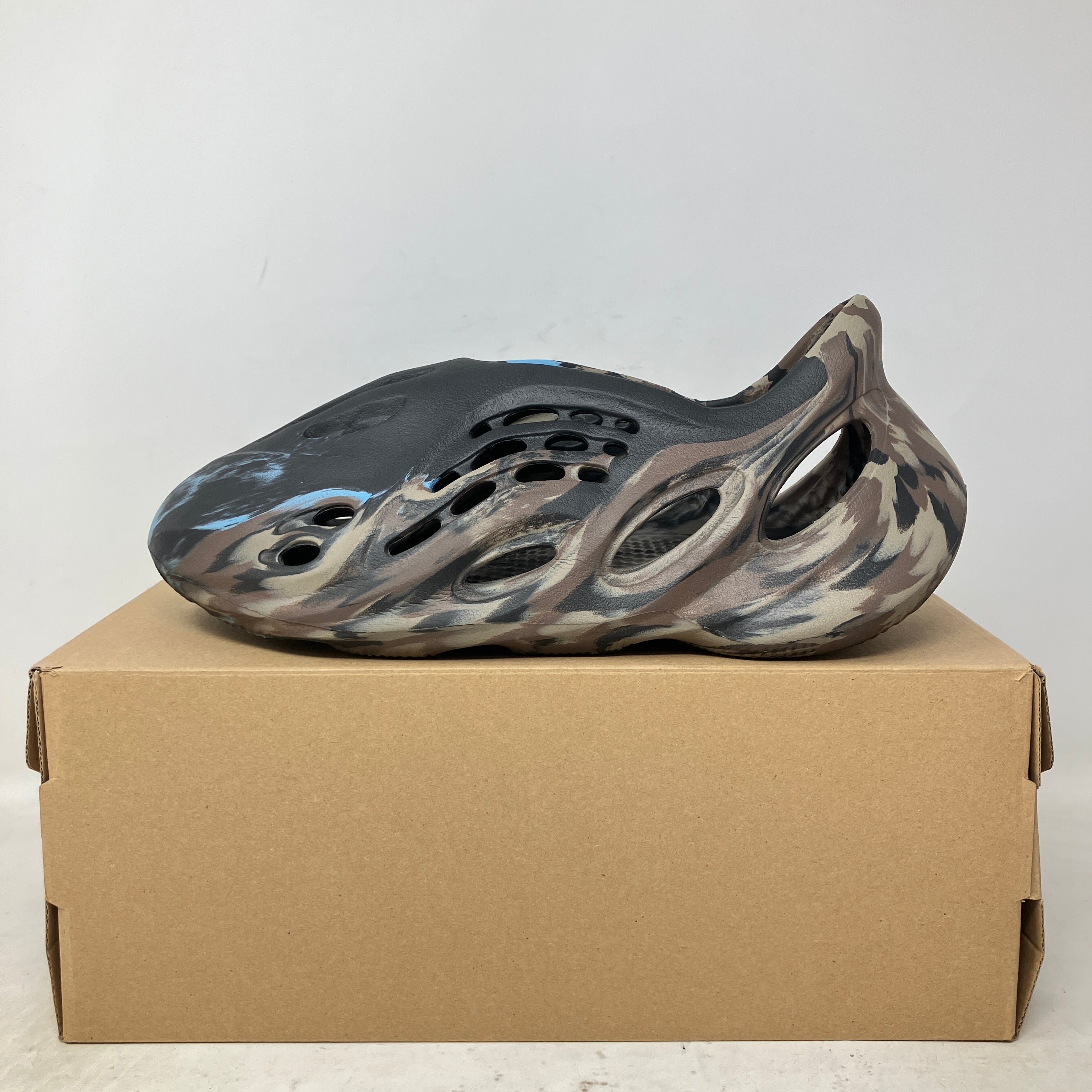 adidas Yeezy Foam RNR MX Cinder