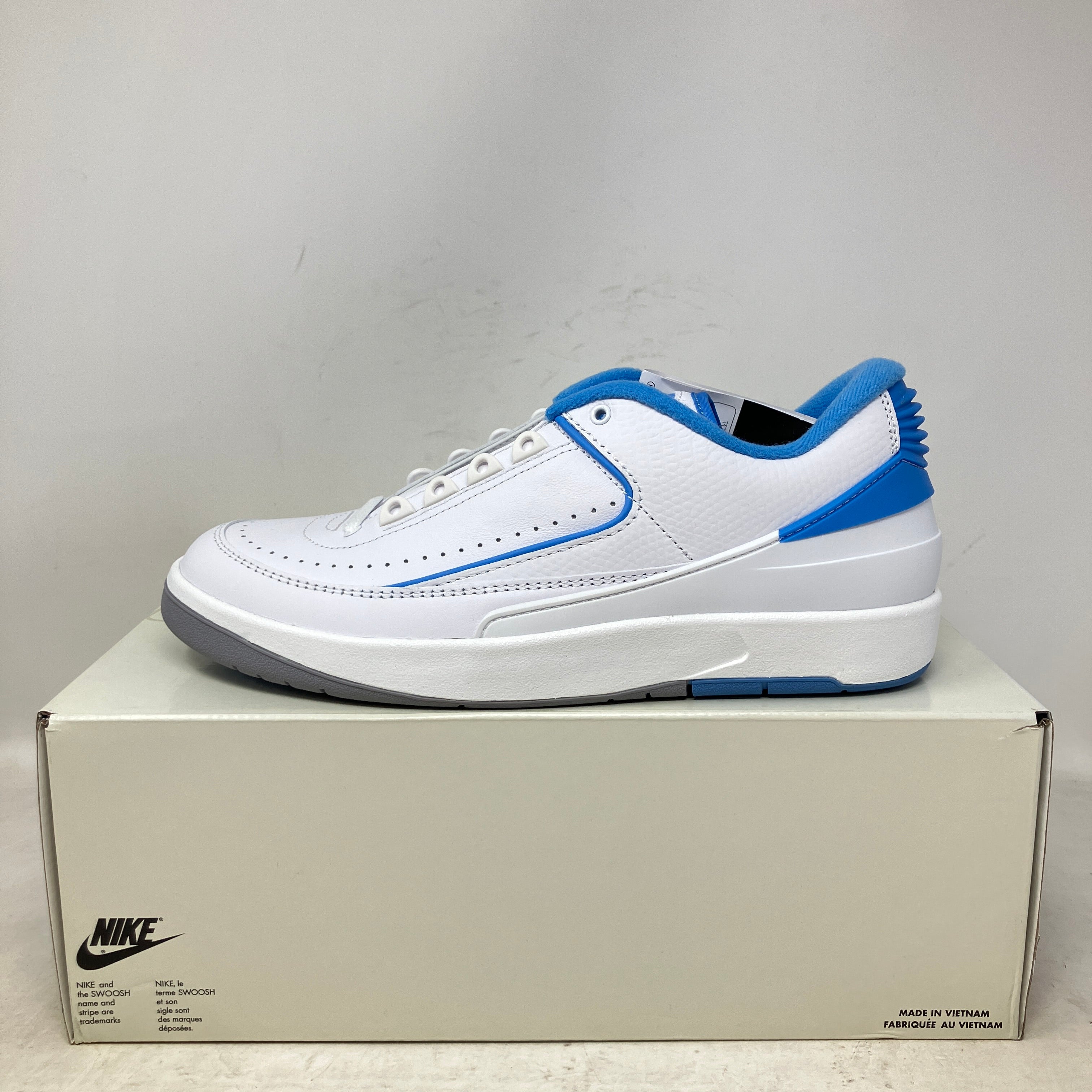 Jordan 2 Retro Low UNC
