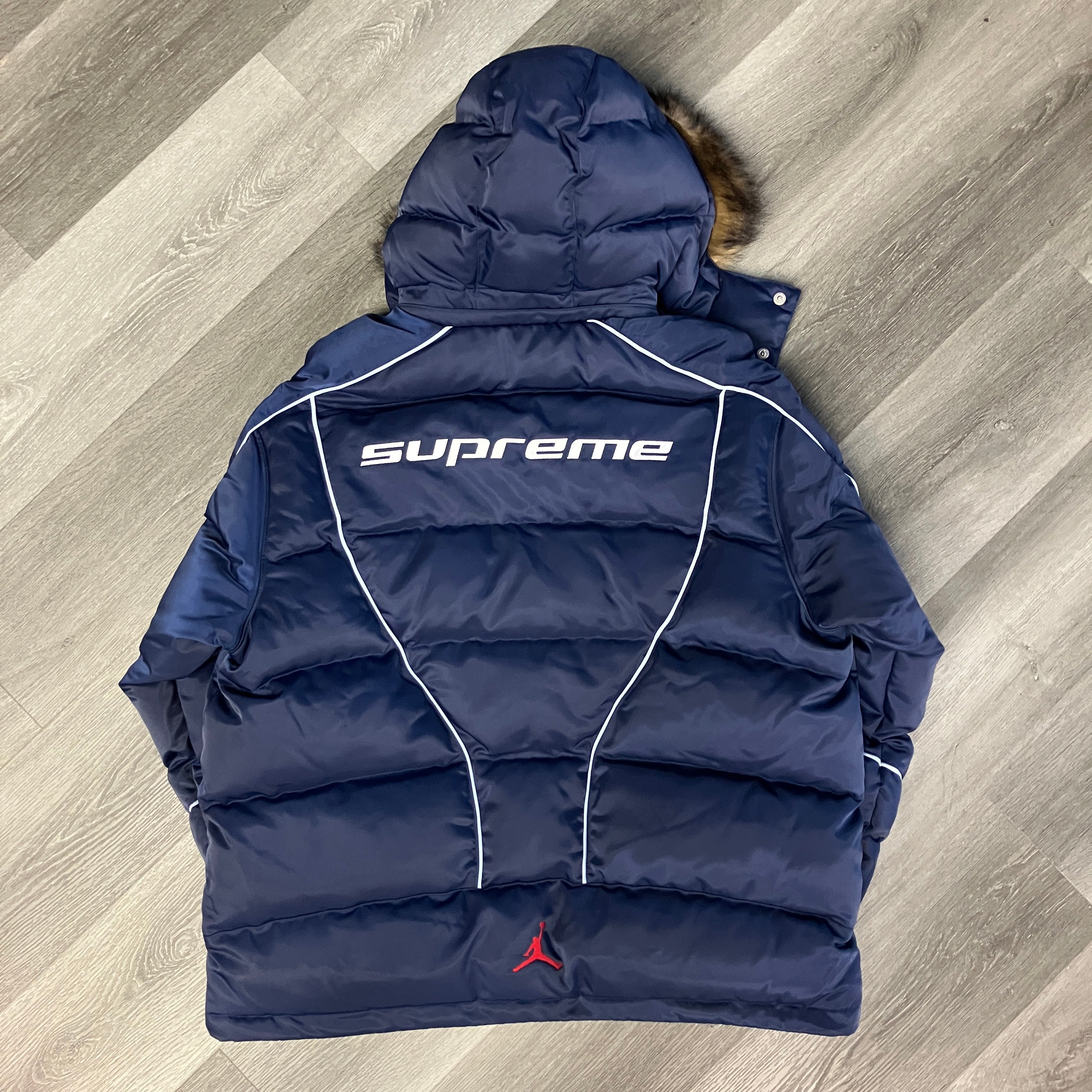 Supreme Jordan Puffer Jacket Navy