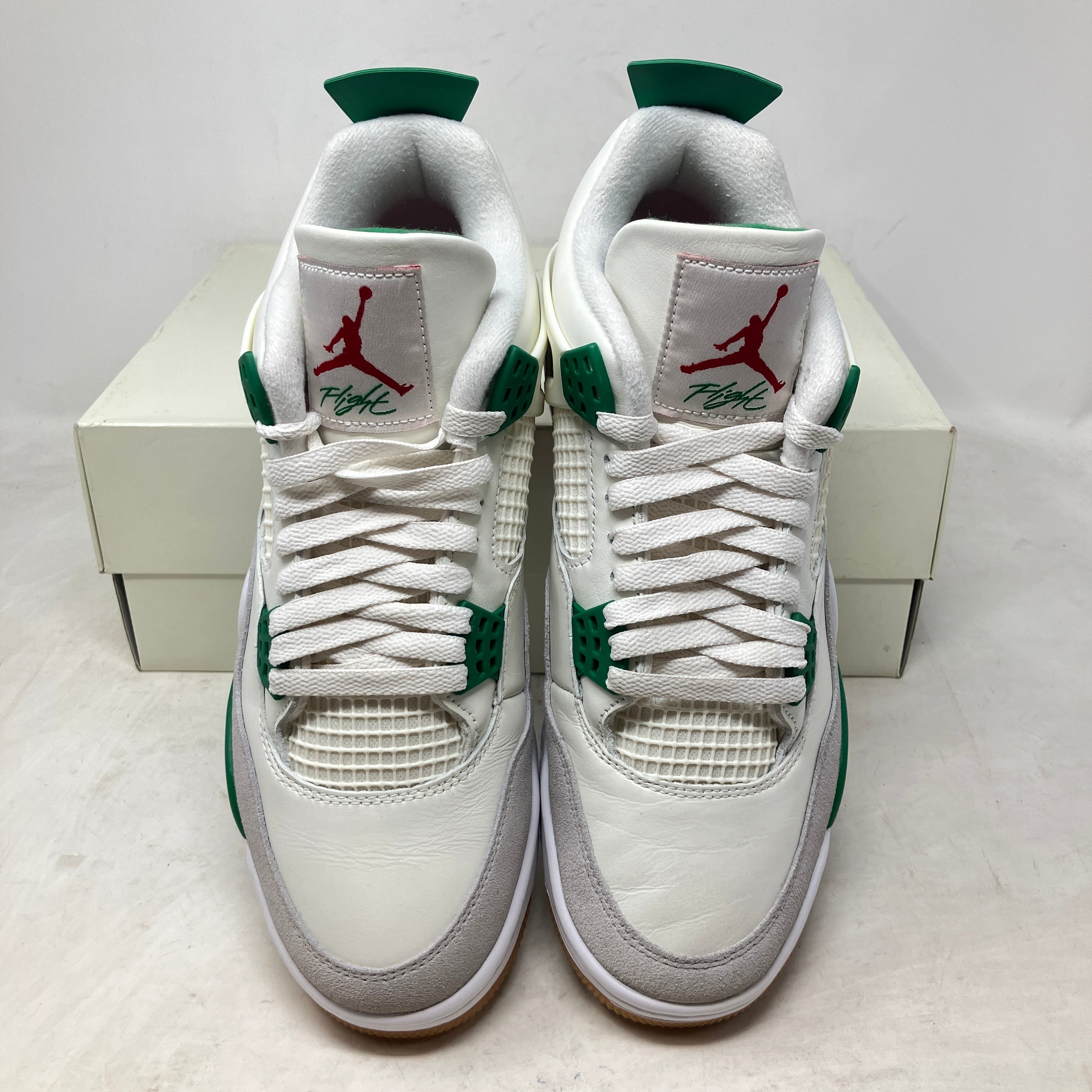 Jordan 4 Retro SB Pine Green