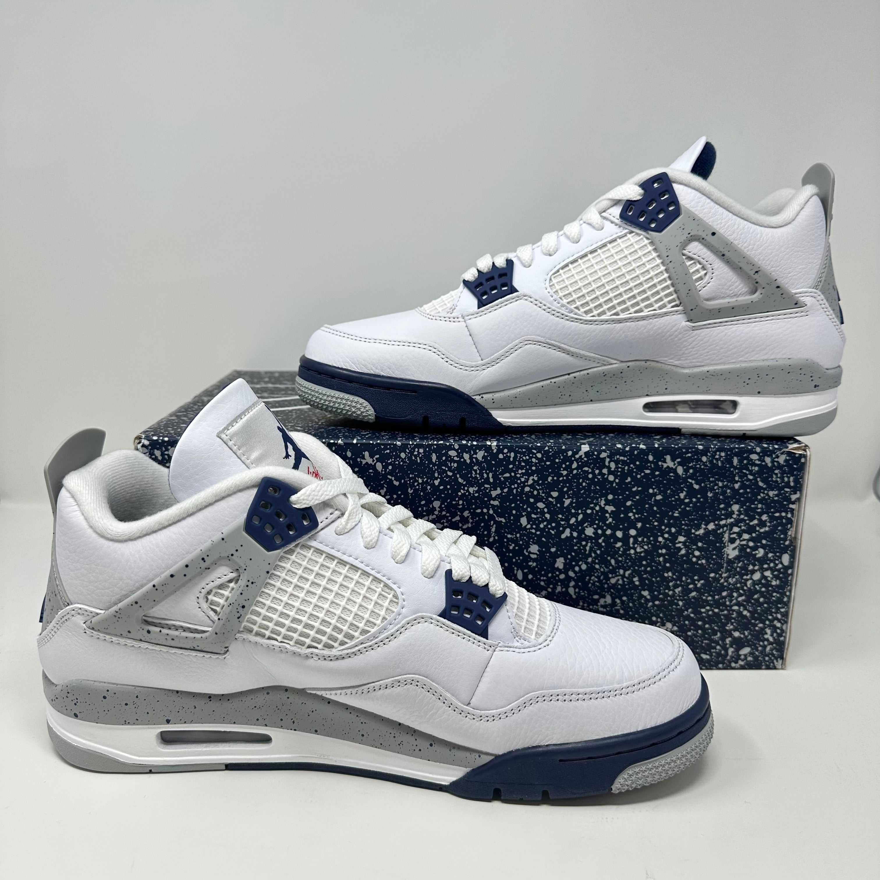 Jordan 4 Retro Midnight Navy