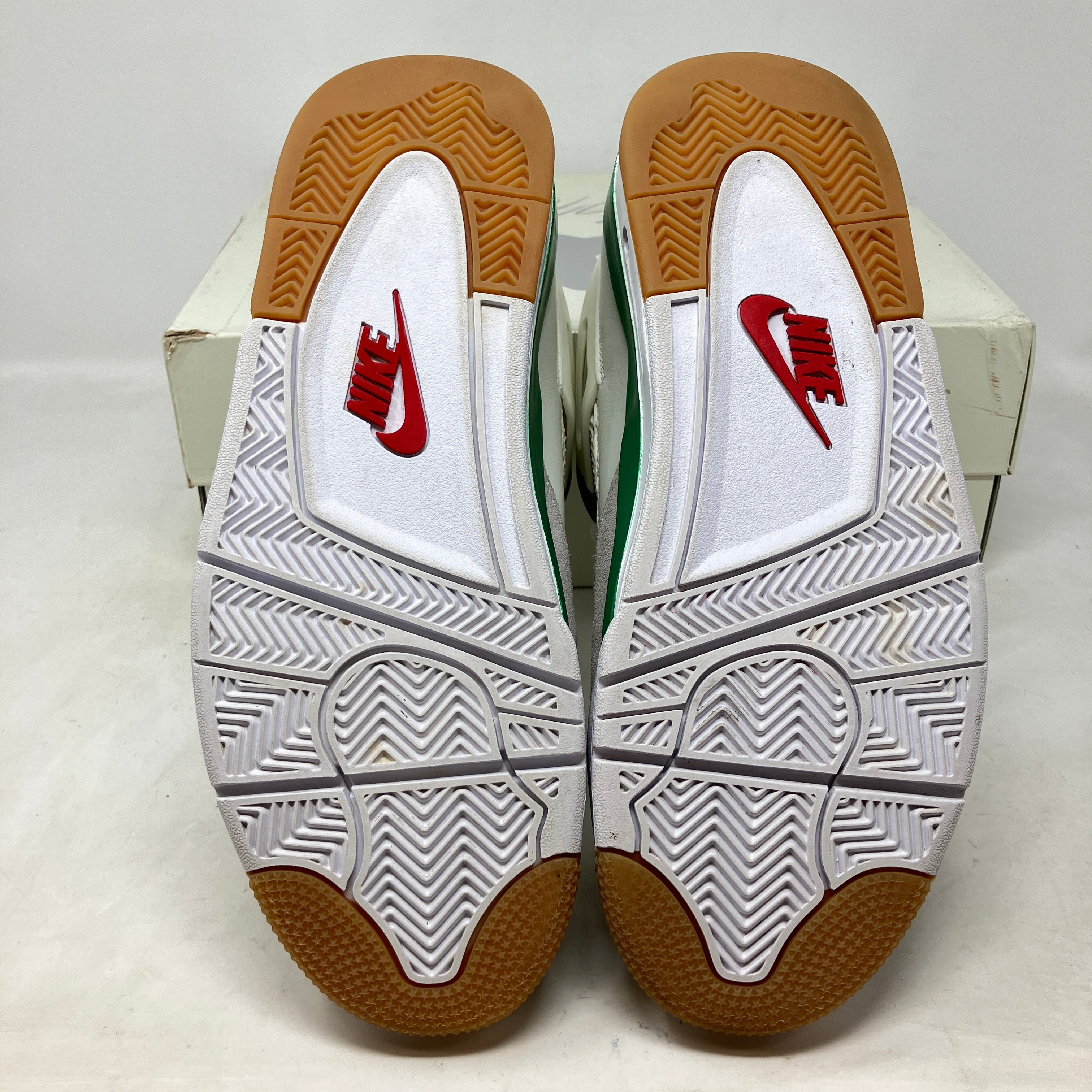 Jordan 4 Retro SB Pine Green