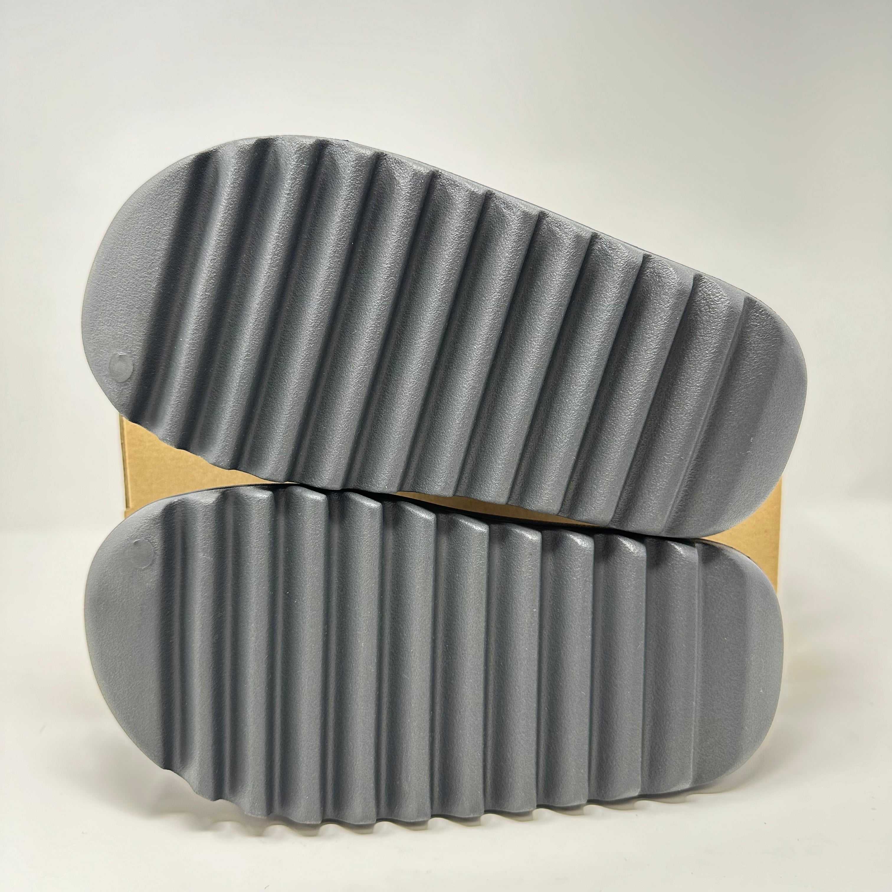 adidas Yeezy Slide Granite