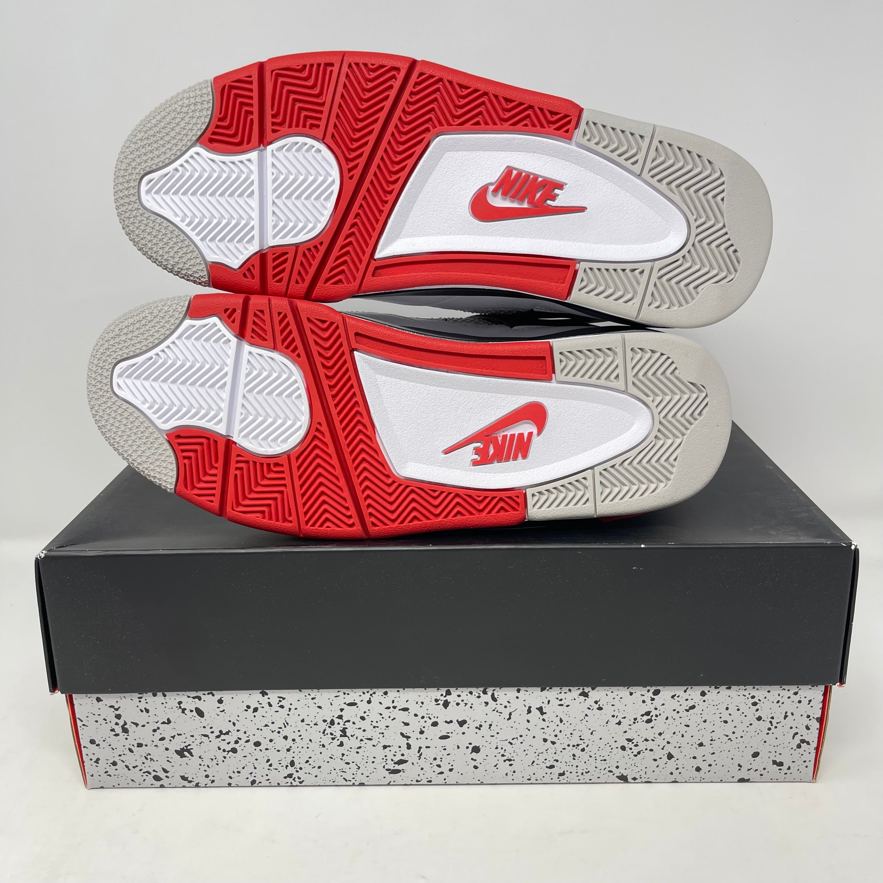 Jordan 4 Retro Fire Red (2020)