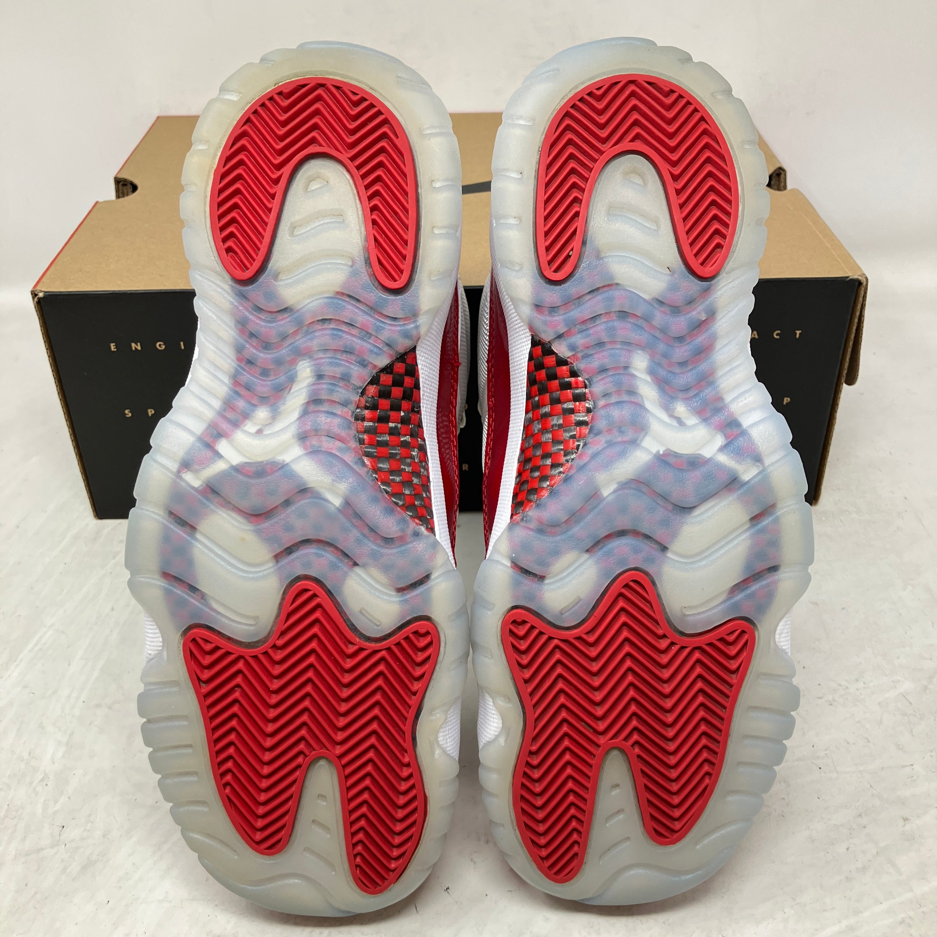 Jordan 11 Retro Cherry (2022) (GS)