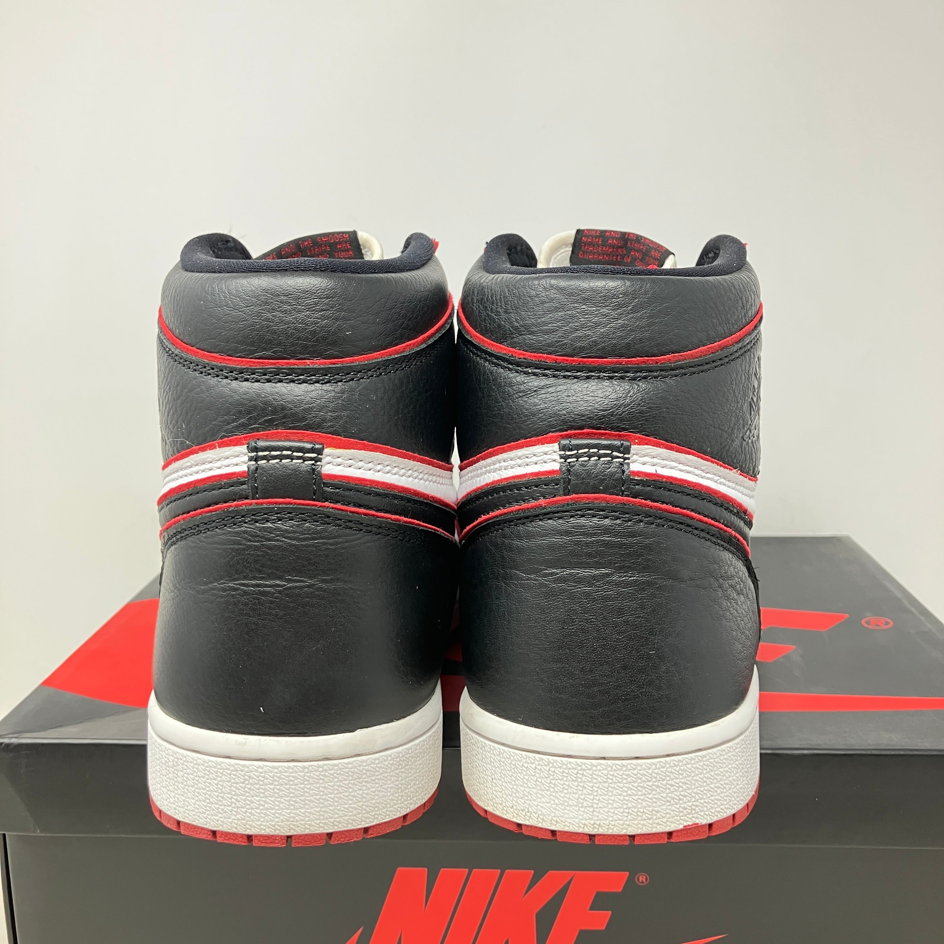 Jordan 1 Retro High Bloodline