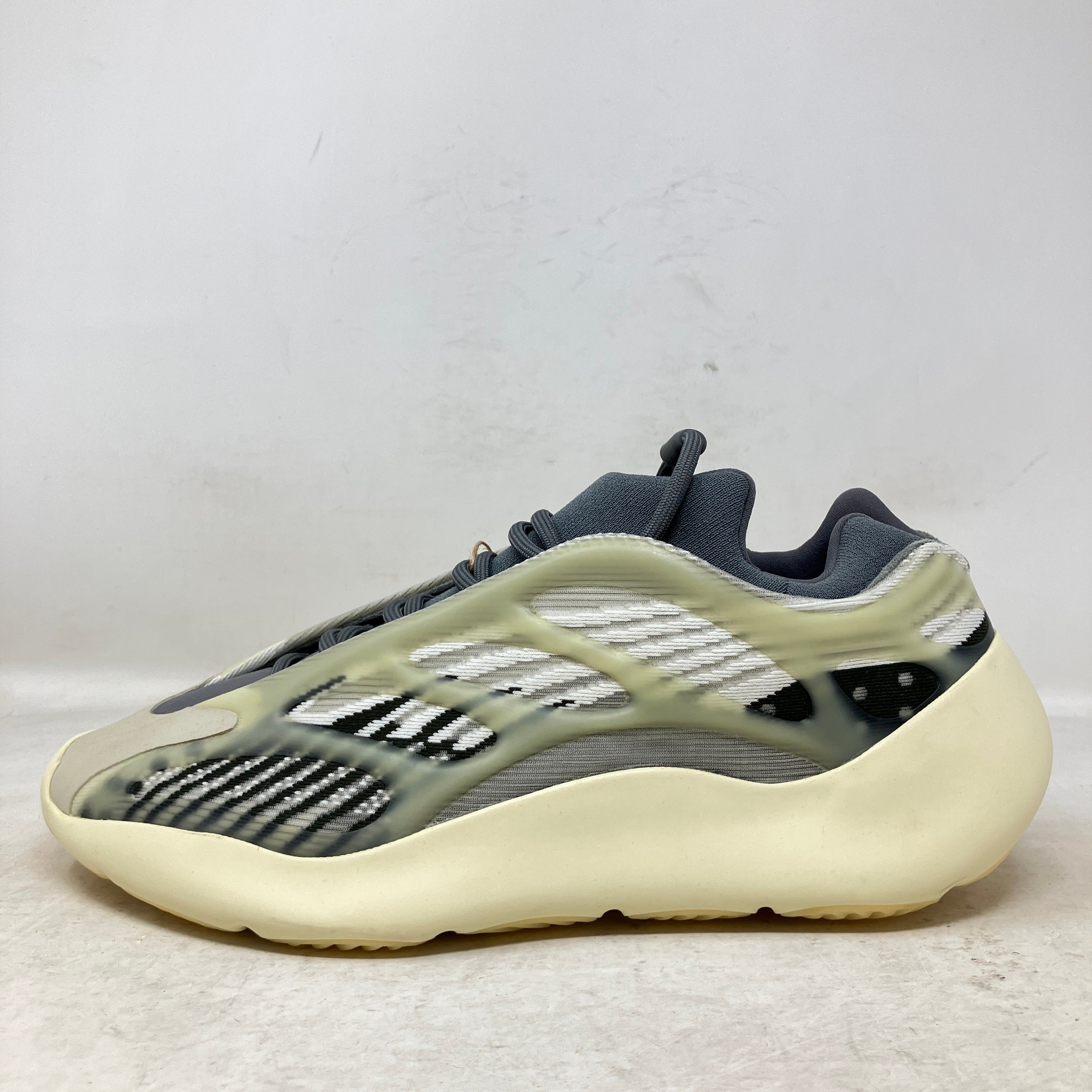 adidas Yeezy 700 V3 Fade Salt