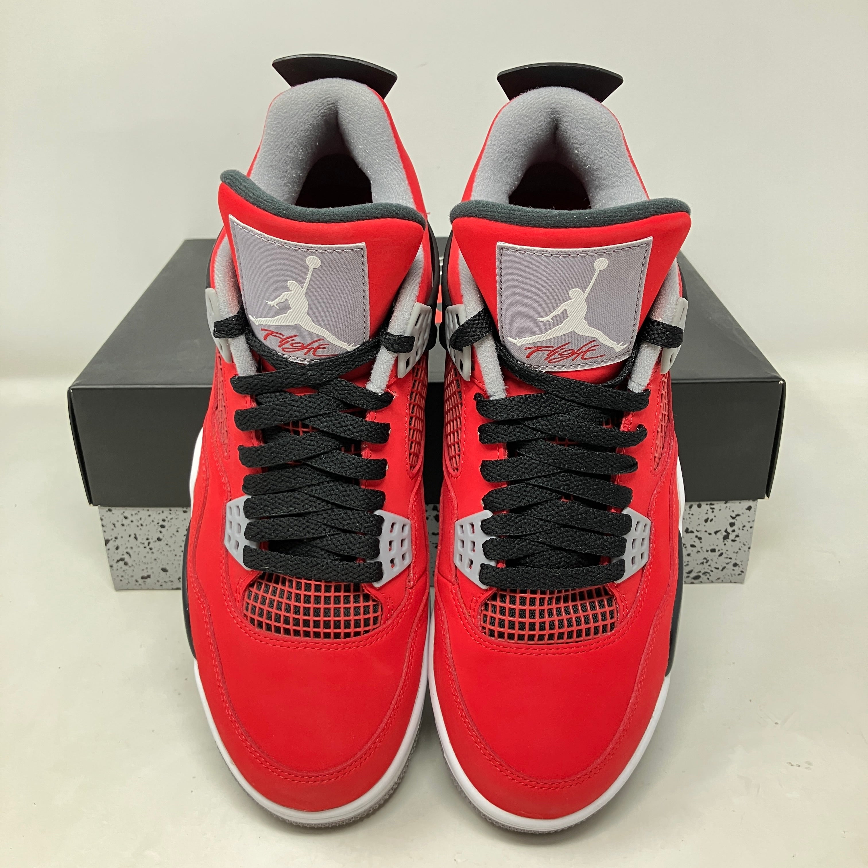 Jordan 4 Retro Toro Bravo
