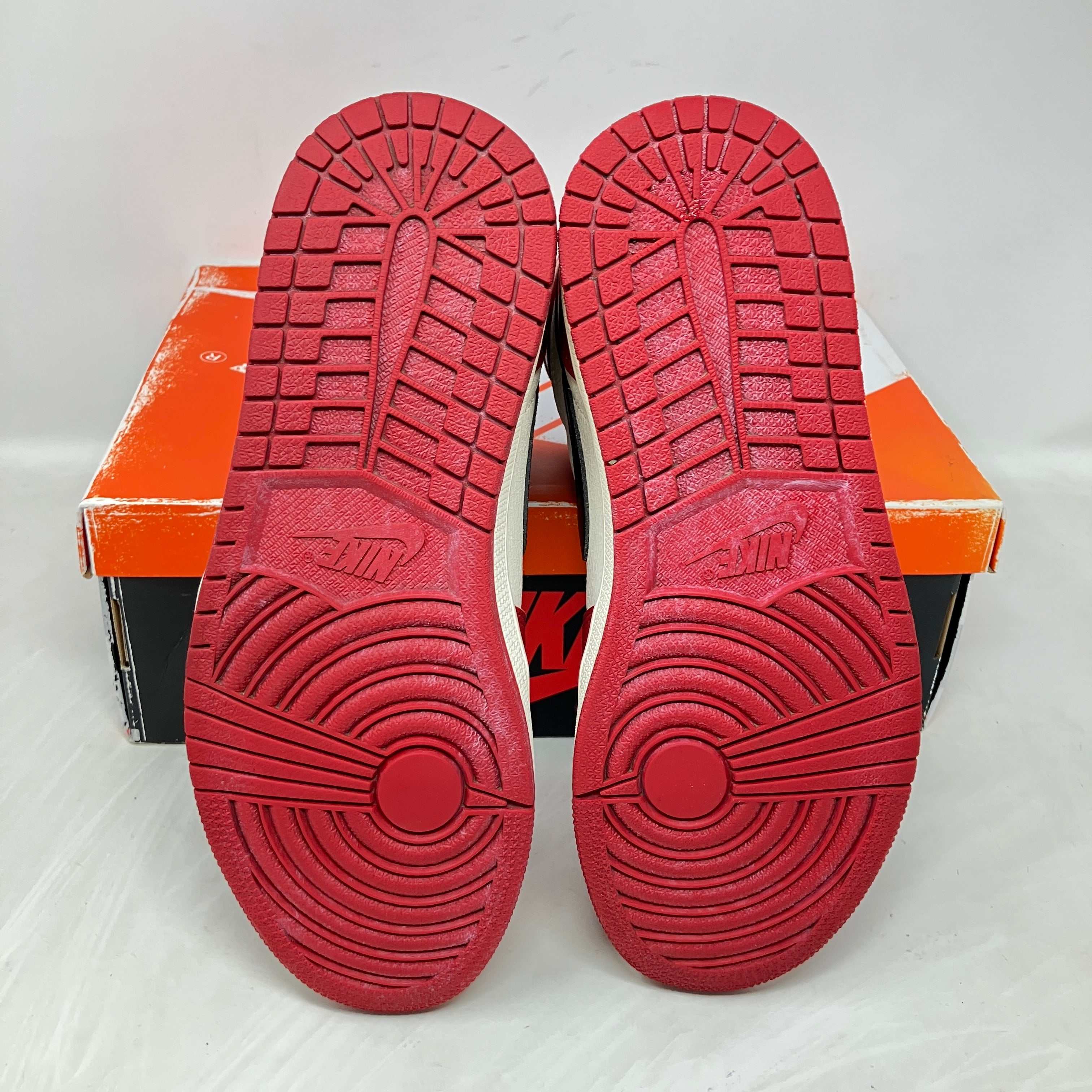 Jordan 1 Retro High OG Chicago Lost and Found