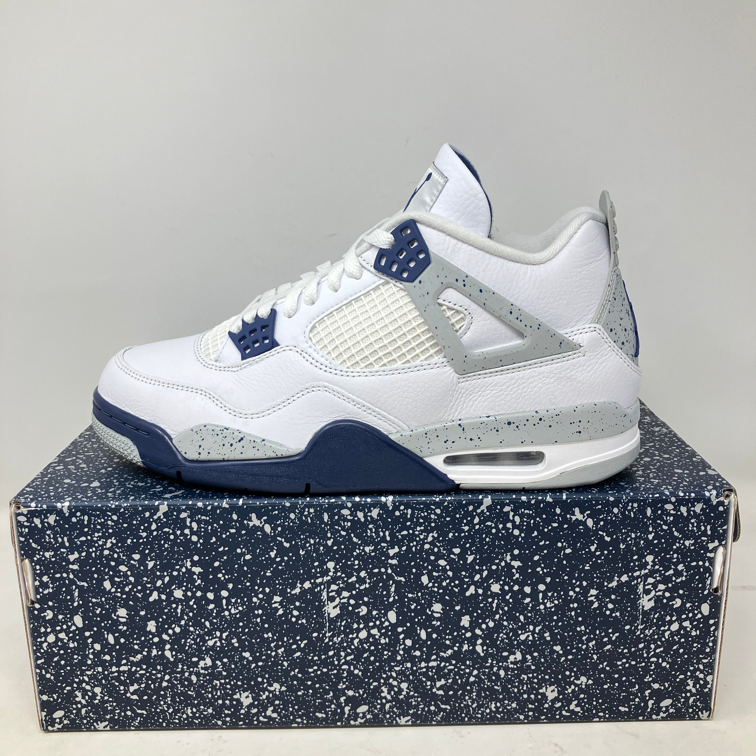 Jordan 4 Retro Midnight Navy