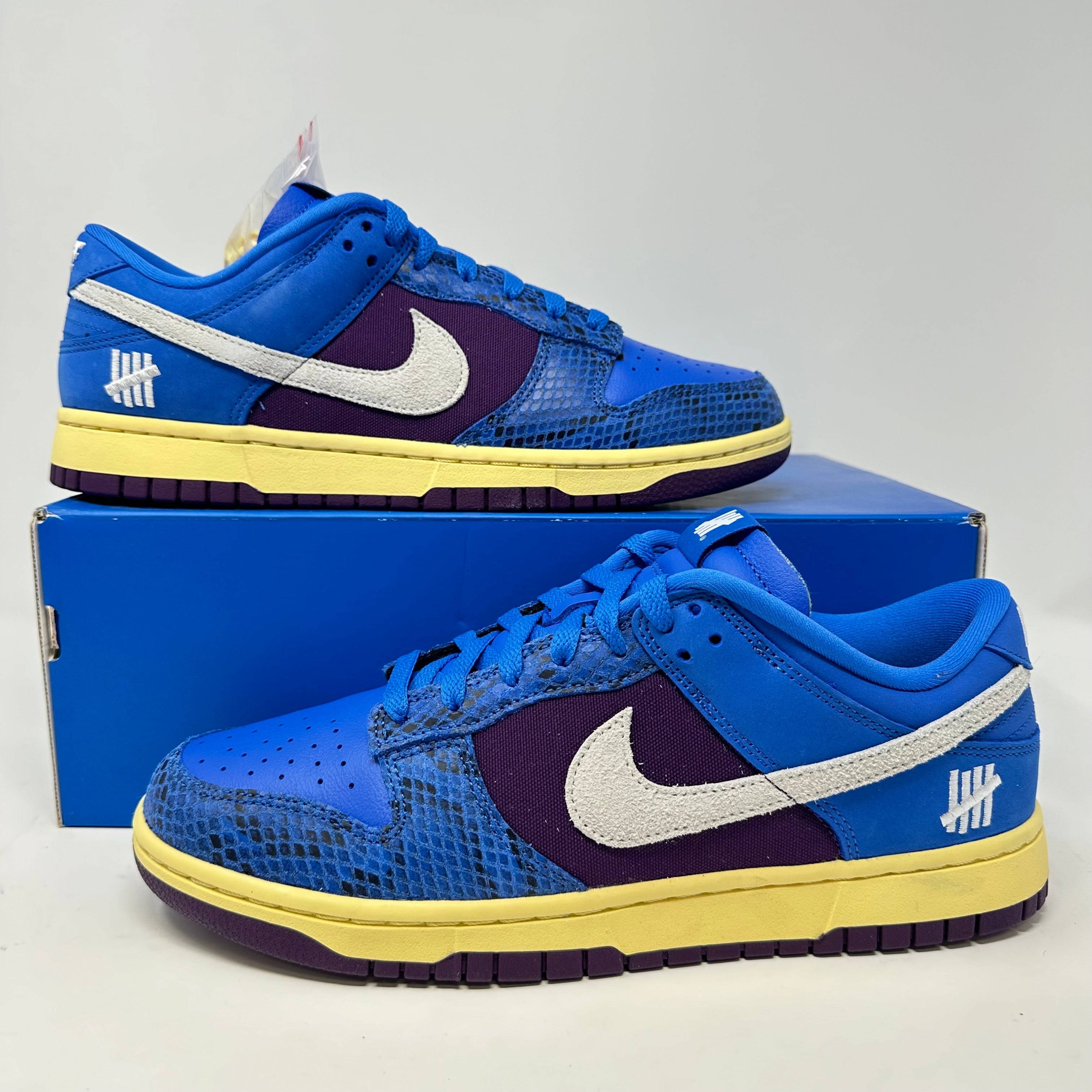 Nike Dunk Low Undefeated 5 On It Dunk vs. AF1