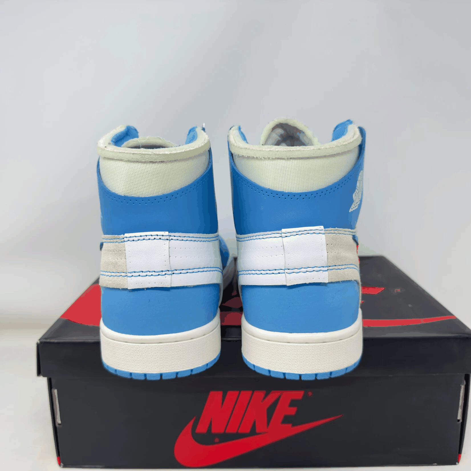 Jordan 1 Retro High Off-White University Blue