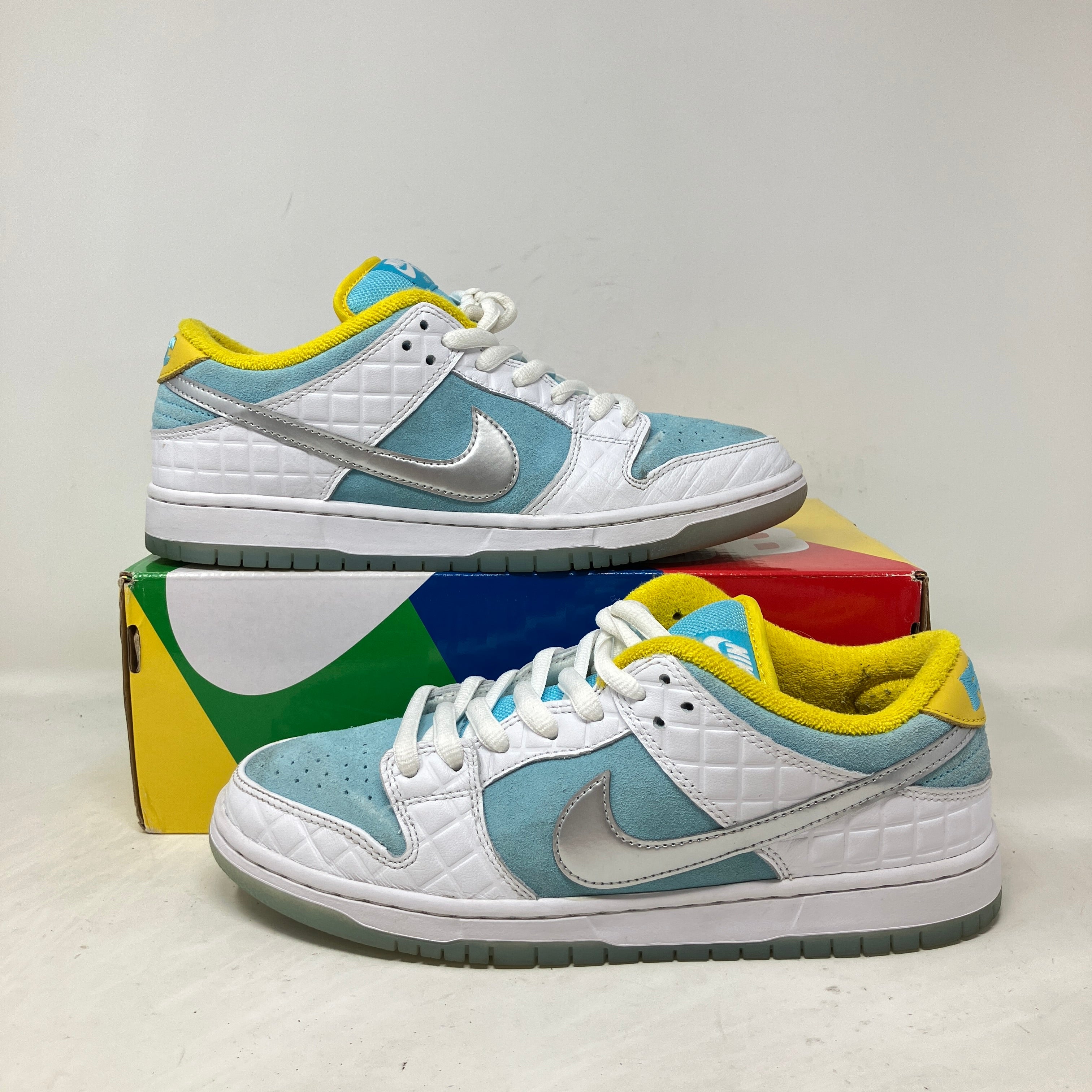 Nike SB Dunk Low FTC Lagoon Pulse