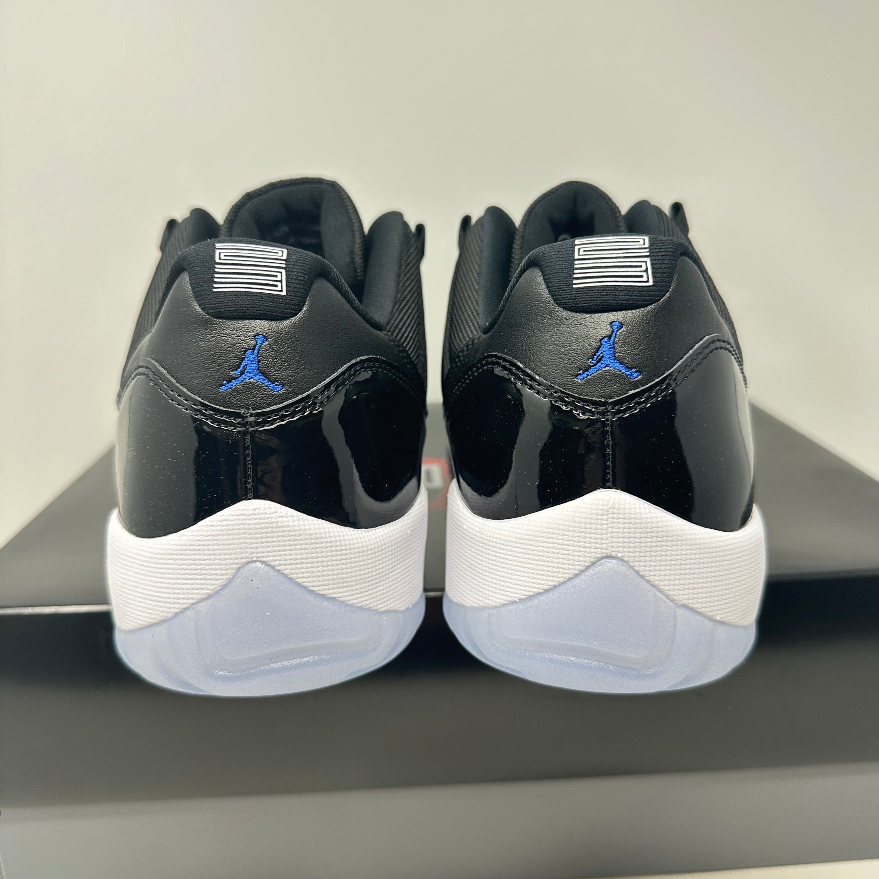 Jordan 11 Retro Low Space Jam