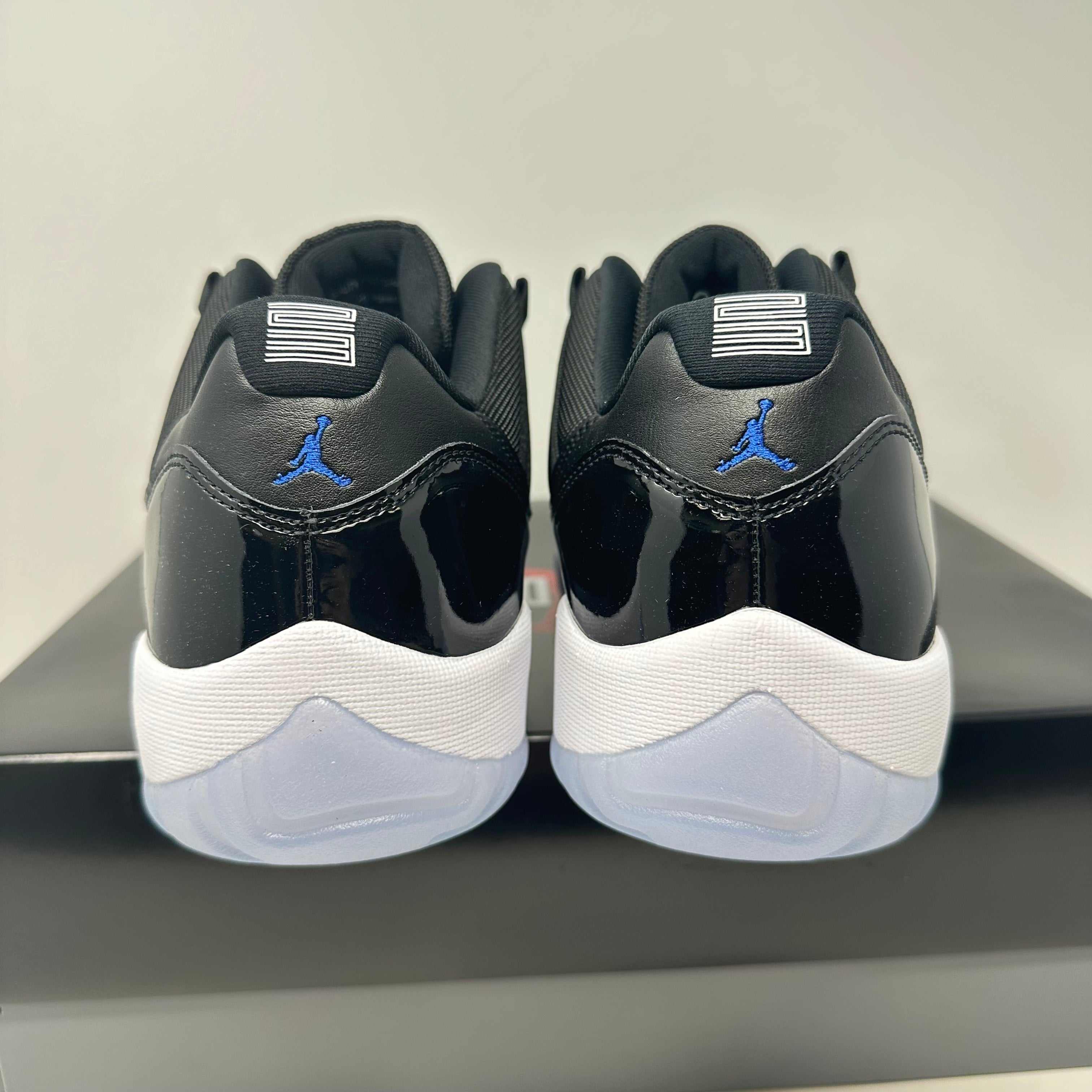 Jordan 11 Retro Low Space Jam