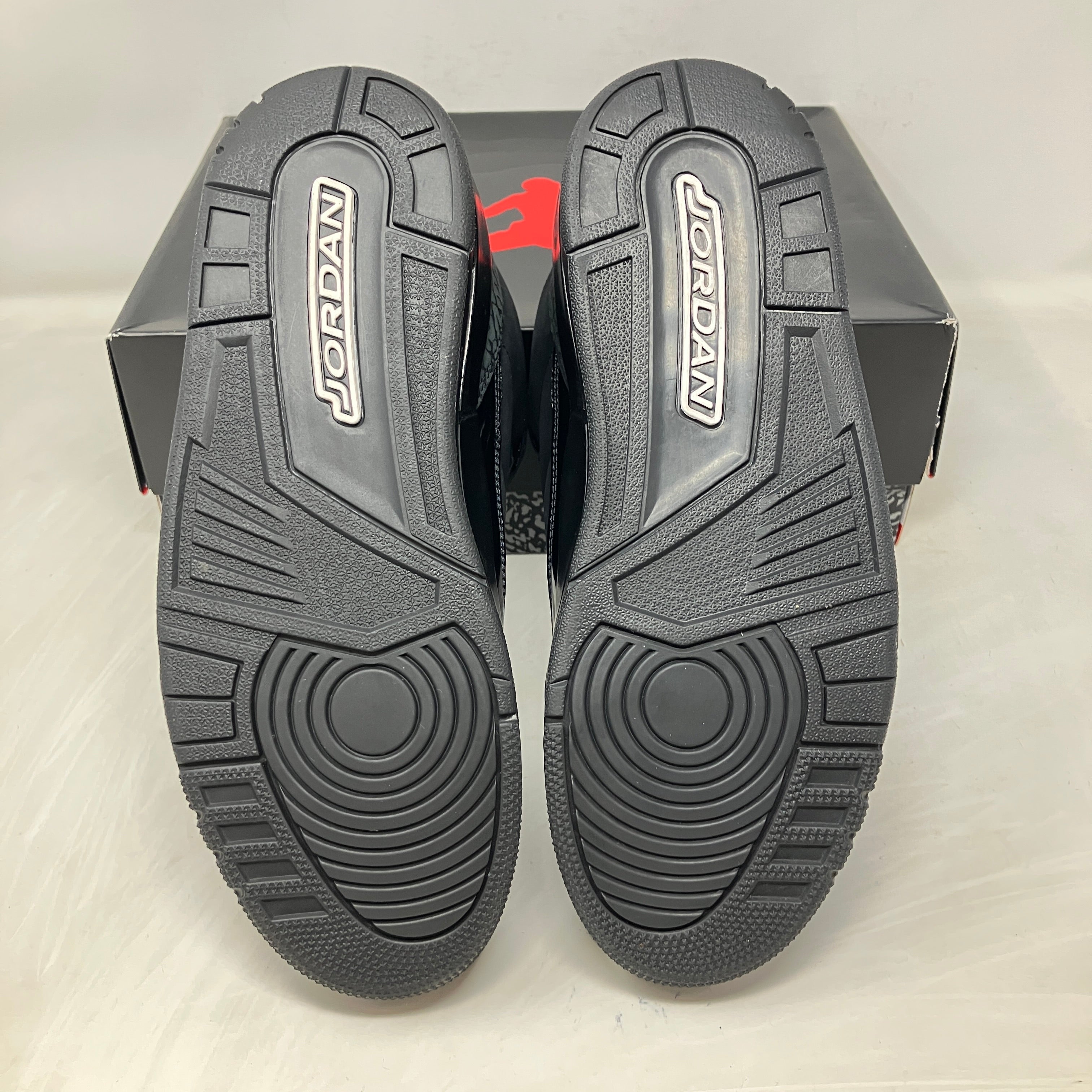 Jordan 3 Retro Black Cat (2025)